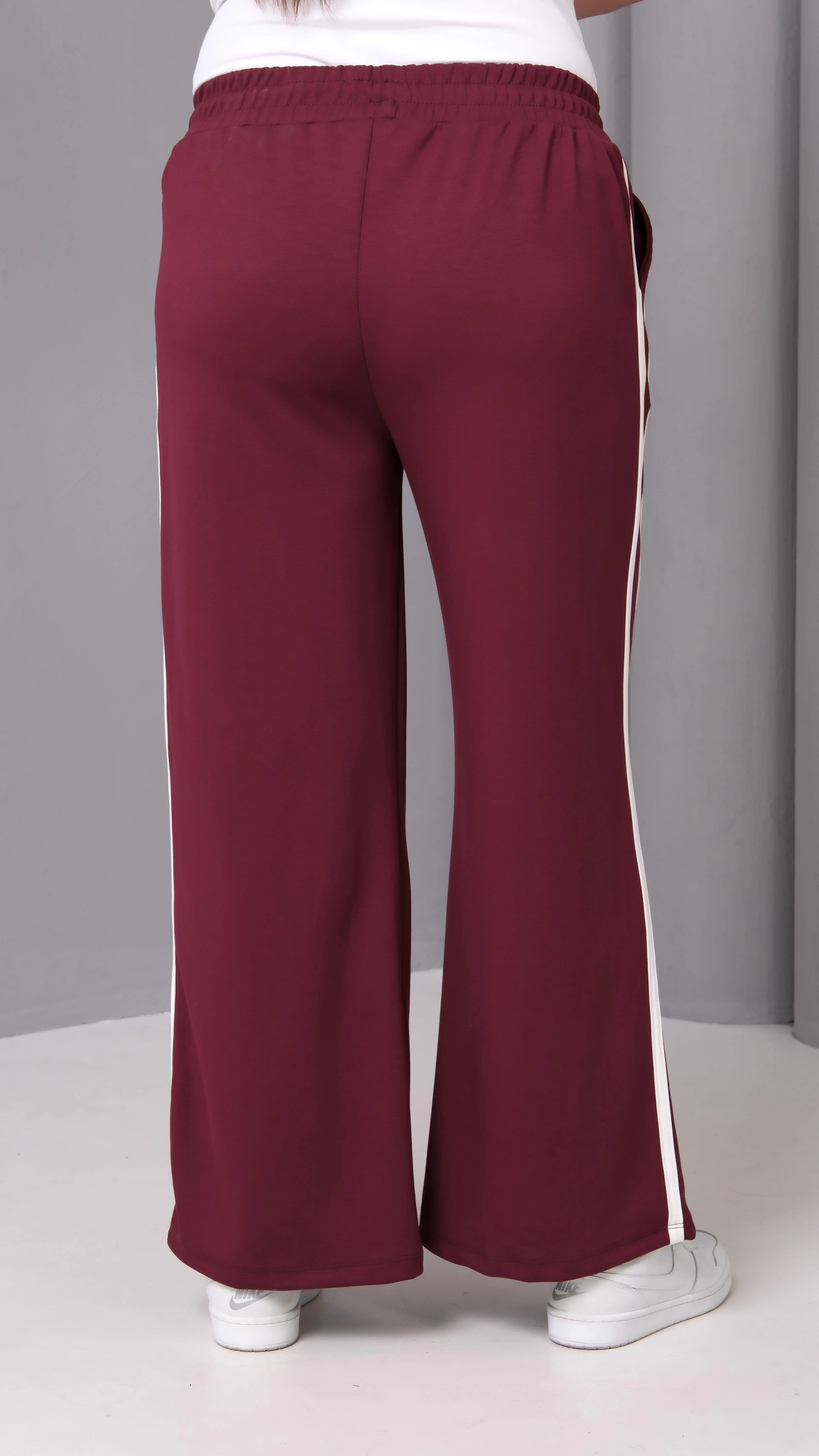 Kadın Büyük Beden Ekstra Rahat Kalıp Çizgili Eşofman Altı - Bordo