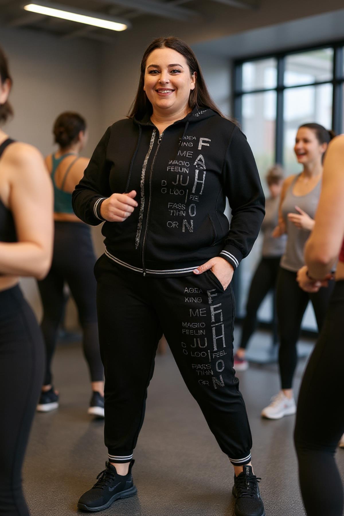 Kadın Büyük Beden Taş Yazı İşlemeli Eşofman Takımı