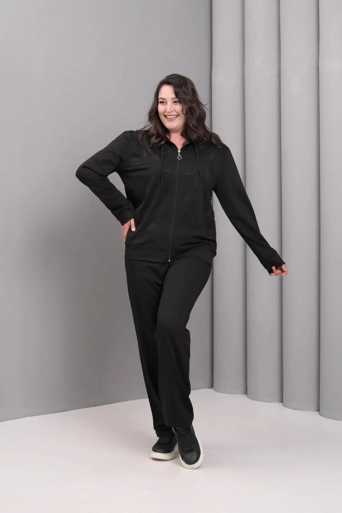 Kadın Büyük Beden Taş Baskılı Kapüşonlu Siyah Eşofman Takımı - Siyah