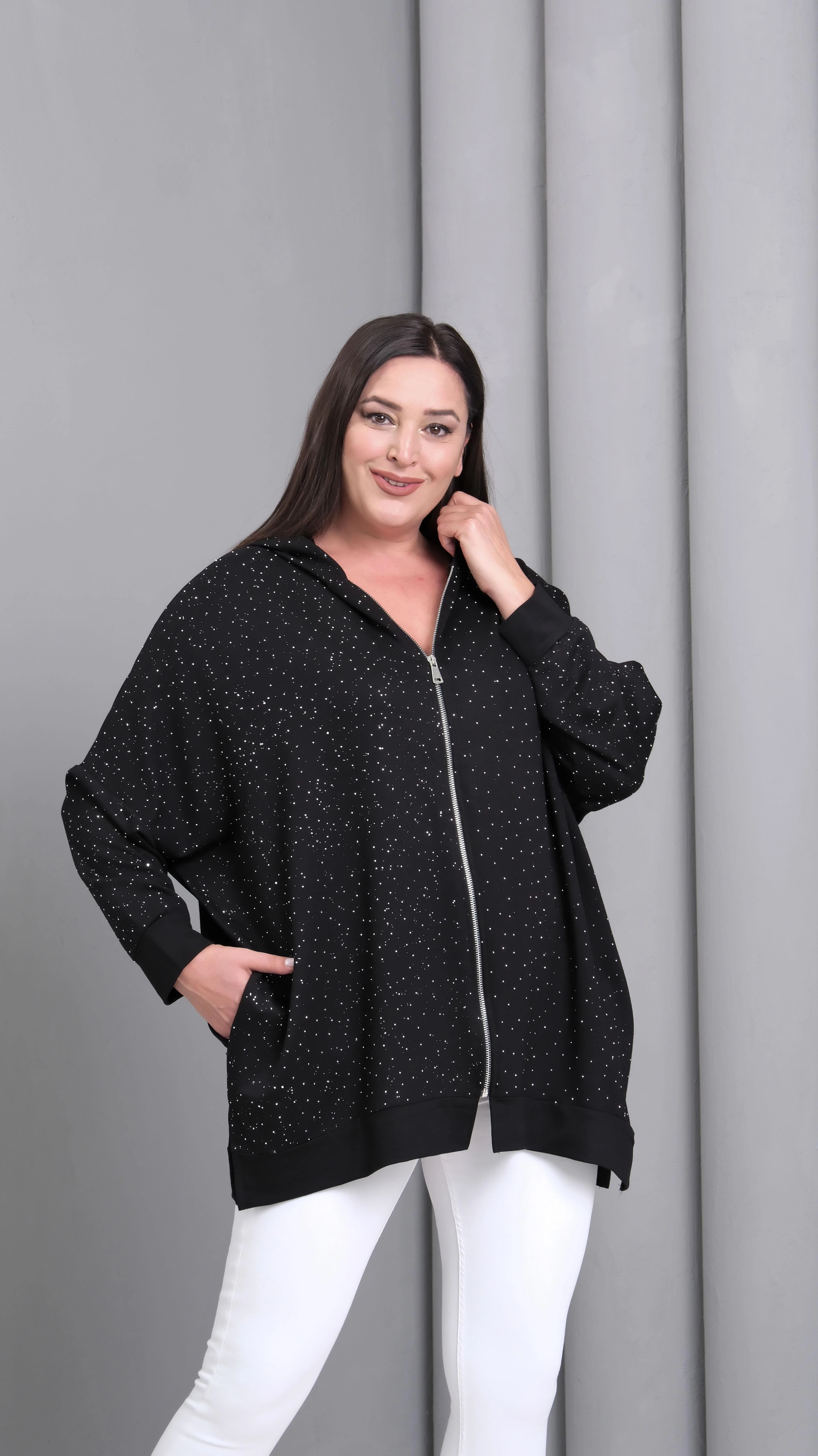 Kadın Büyük Beden Taş Baskılı Fermuarlı Siyah Sweatshitt