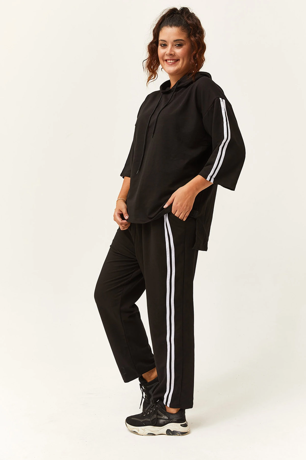 Kadın Büyük Beden Çift Çizgili Truvakar Kol Eşofman Takımı - Siyah