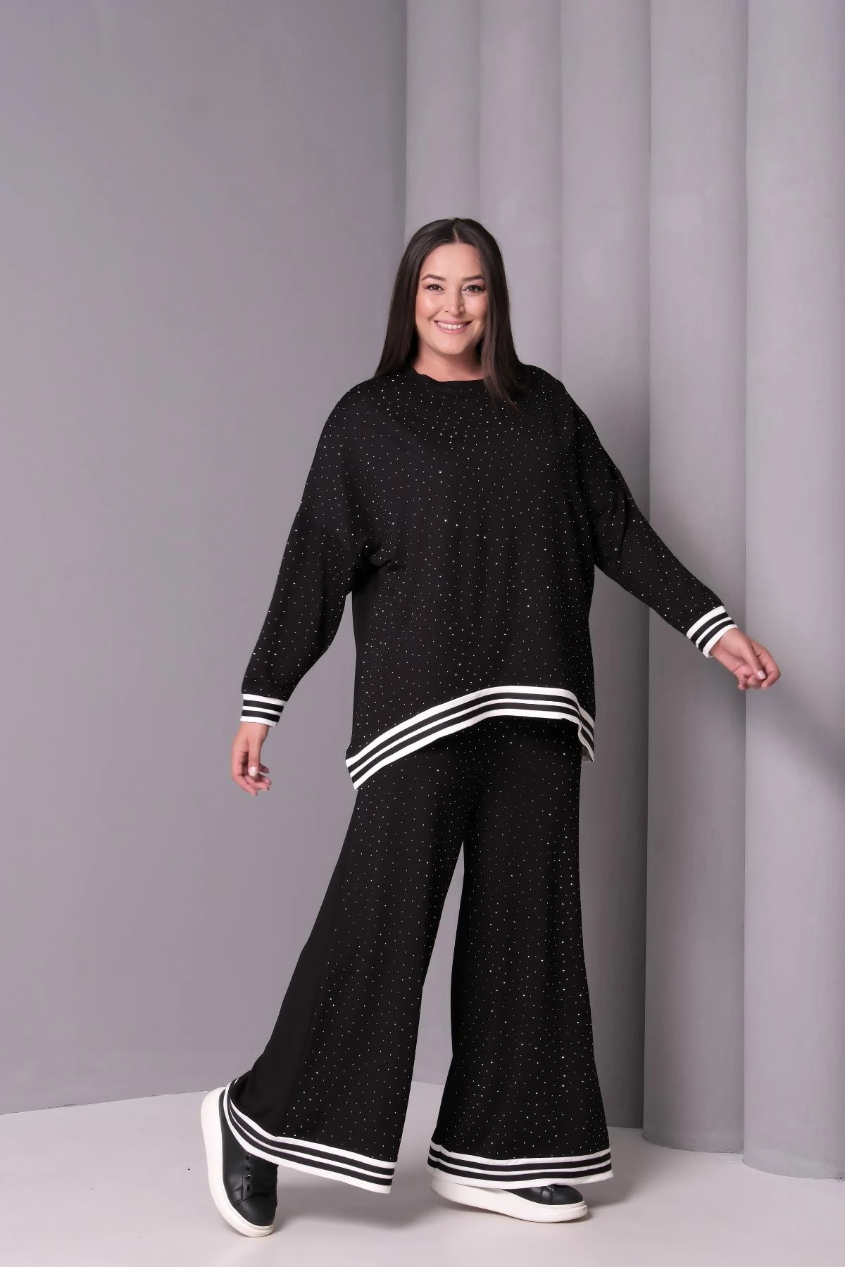 Kadın Büyük Beden Punto Taşlı Salaş Eşofman Takımı