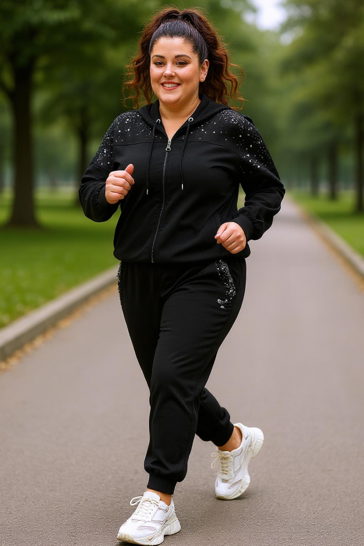 Kadın Büyük Beden Taş Ve Boncuk İşlemeli Eşofman Takımı - Siyah