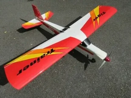 THUNDER TIGER TRAINER 40 RTF