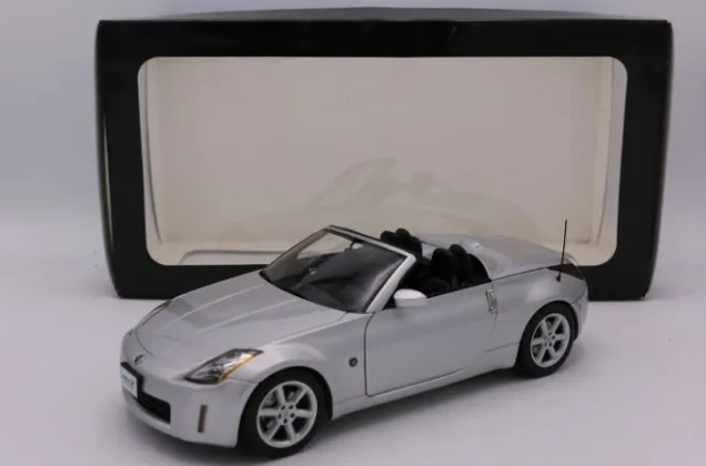 Autoart – 1:18 – Nissan 350Z Roadster – Renk Gri