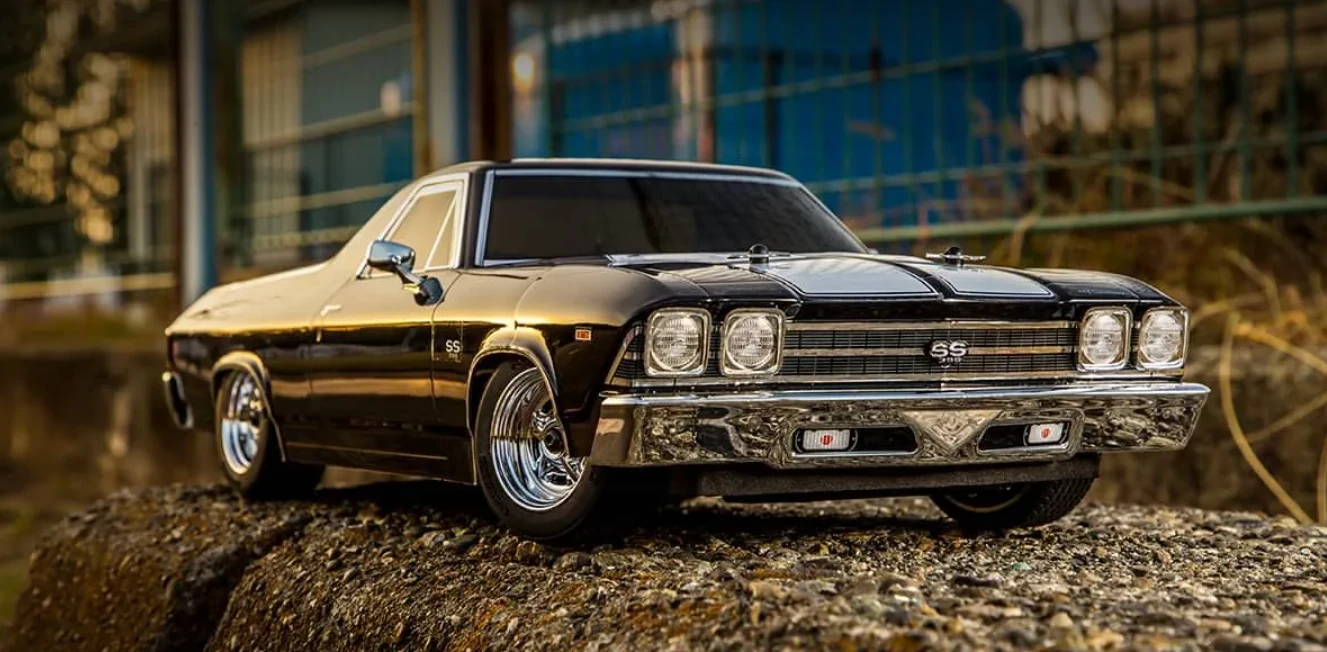 KYOSHO 4WD FAZER Mk2 1969 Chevy® El Camino® SS 396® Smokin Siyah