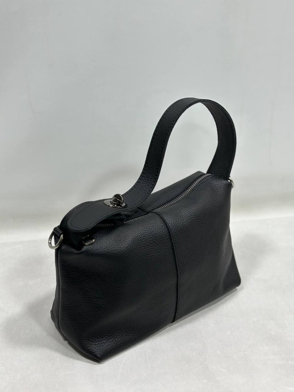 Aventi Bag %100 Leather