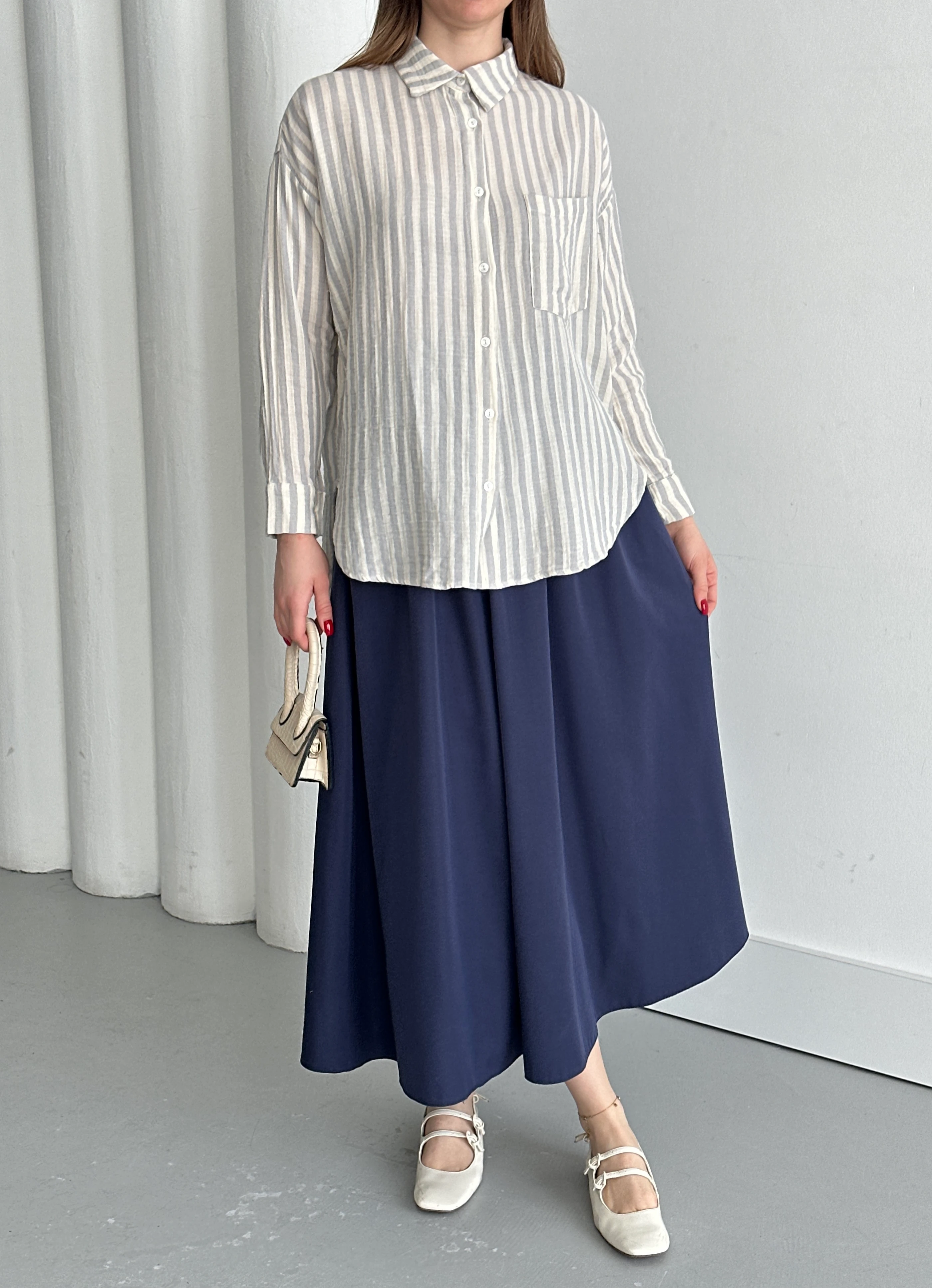 GENİŞ ÇİZGİLİ MÜSLİN GÖMLEK