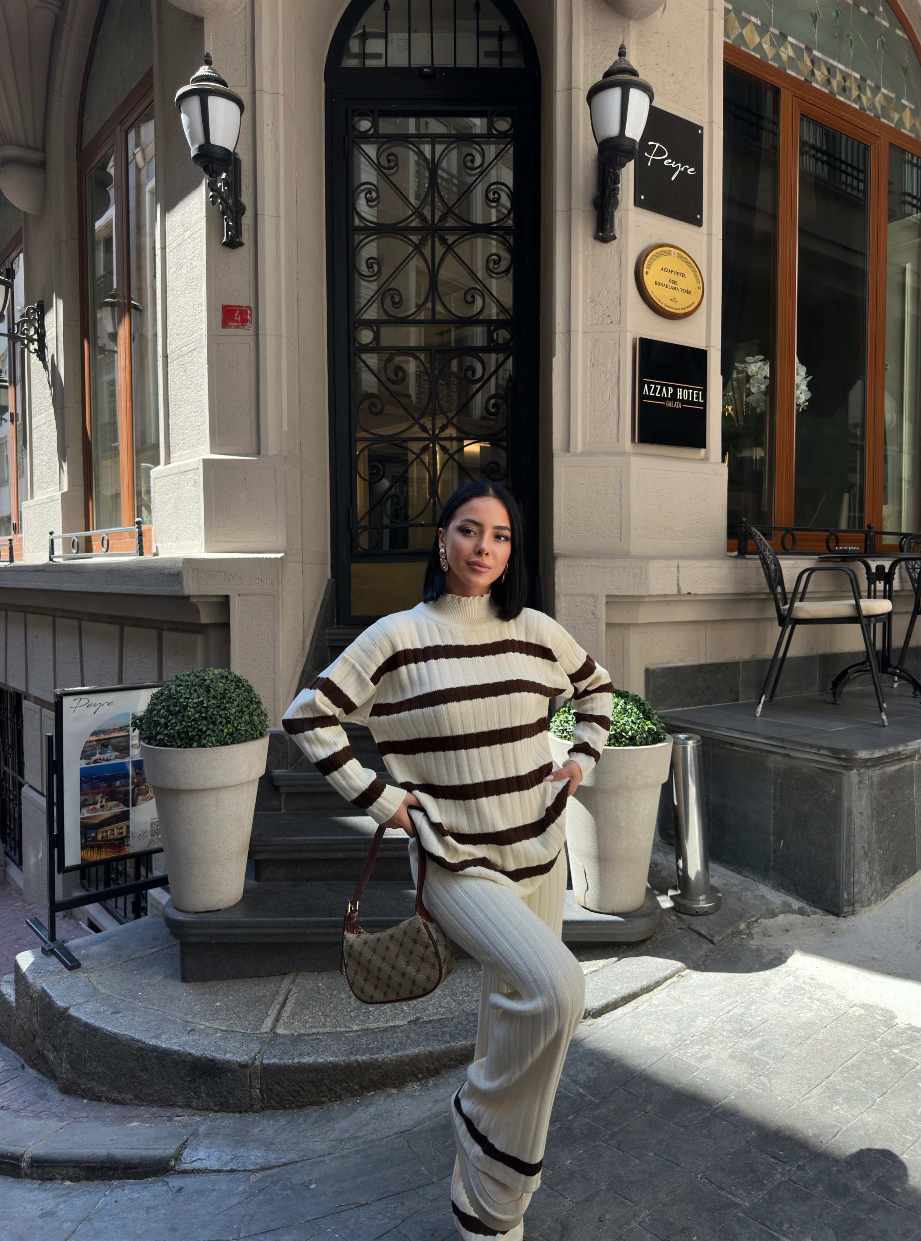 ÇİZGİLİ SADE TAKIM - Kahve