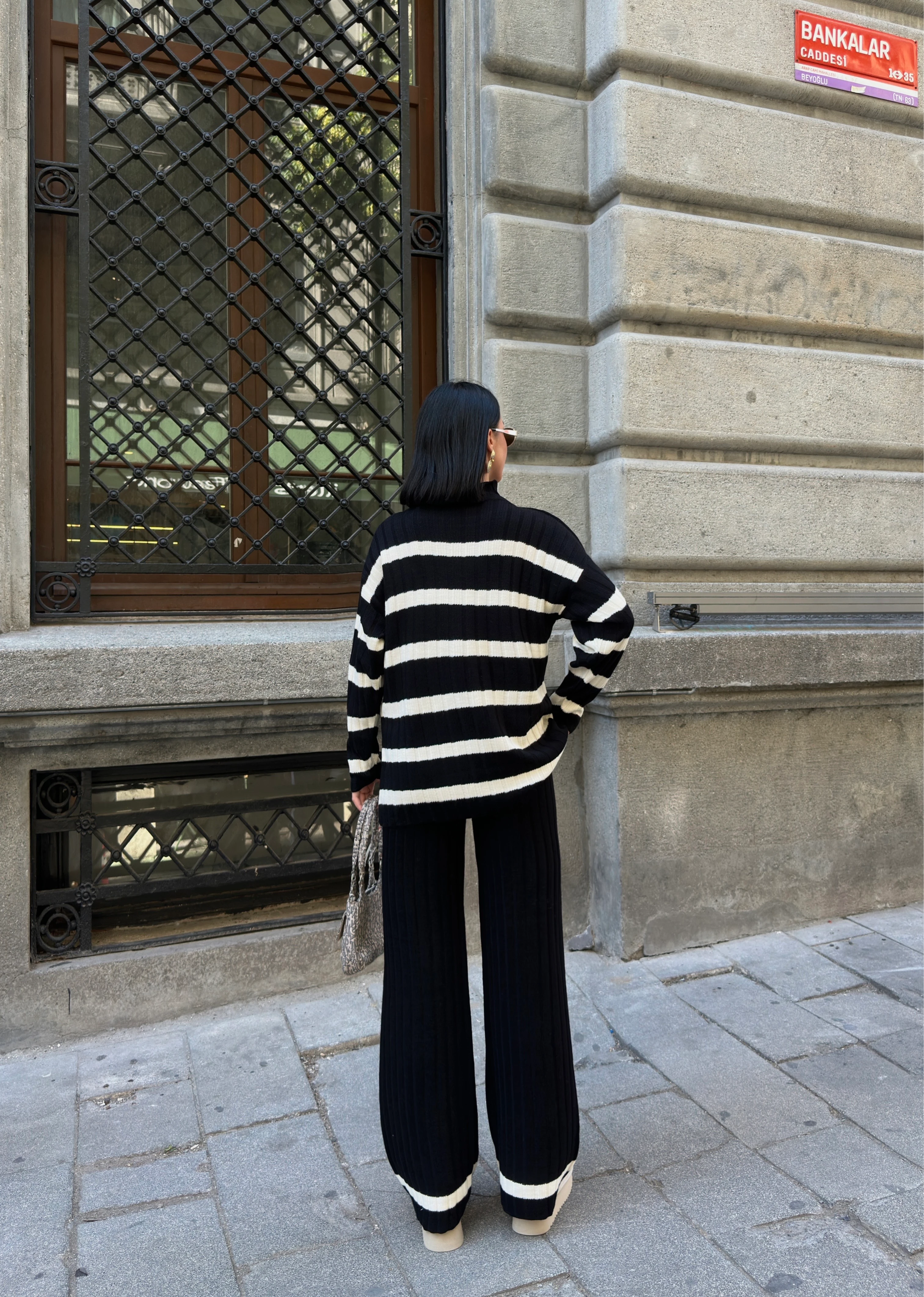 ÇİZGİLİ SADE TAKIM - Siyah