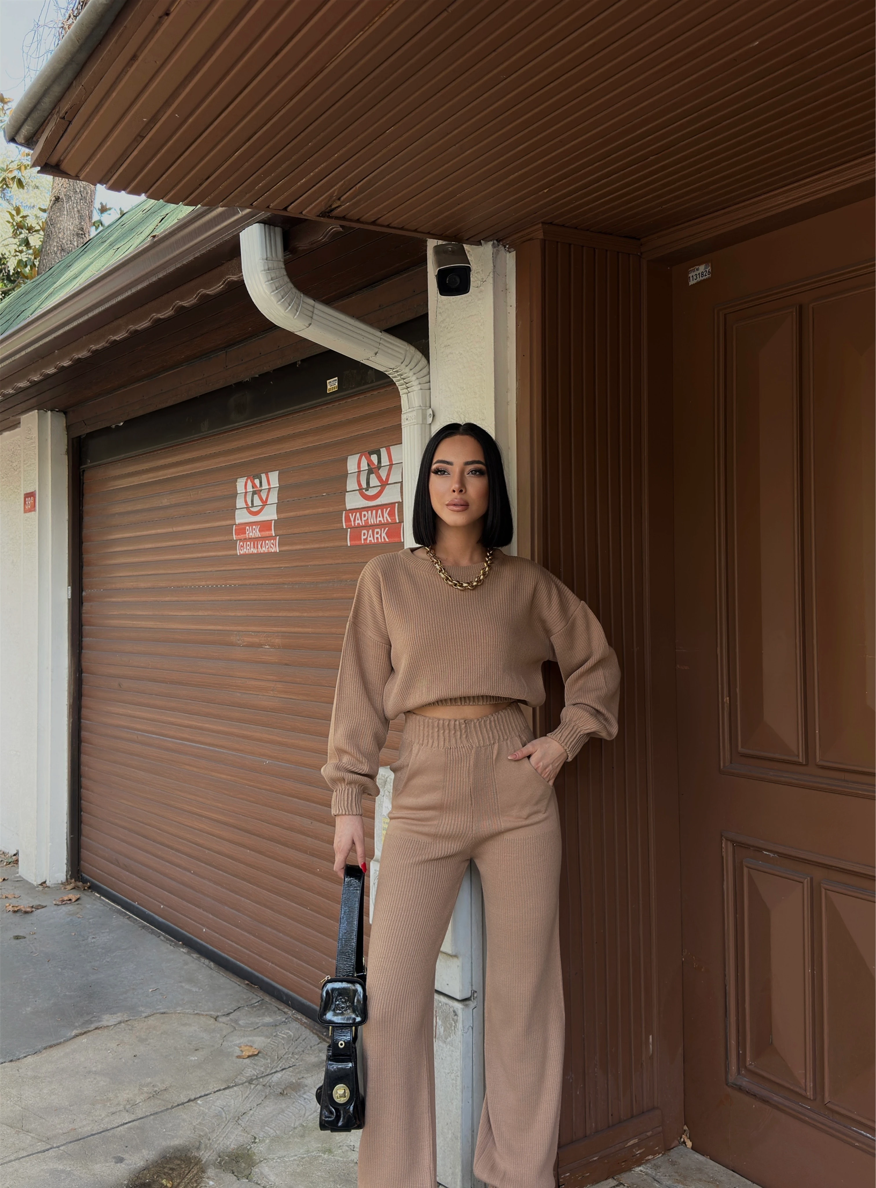 ALTI ÜSTÜ GİPELİ TAKIM - Karamel