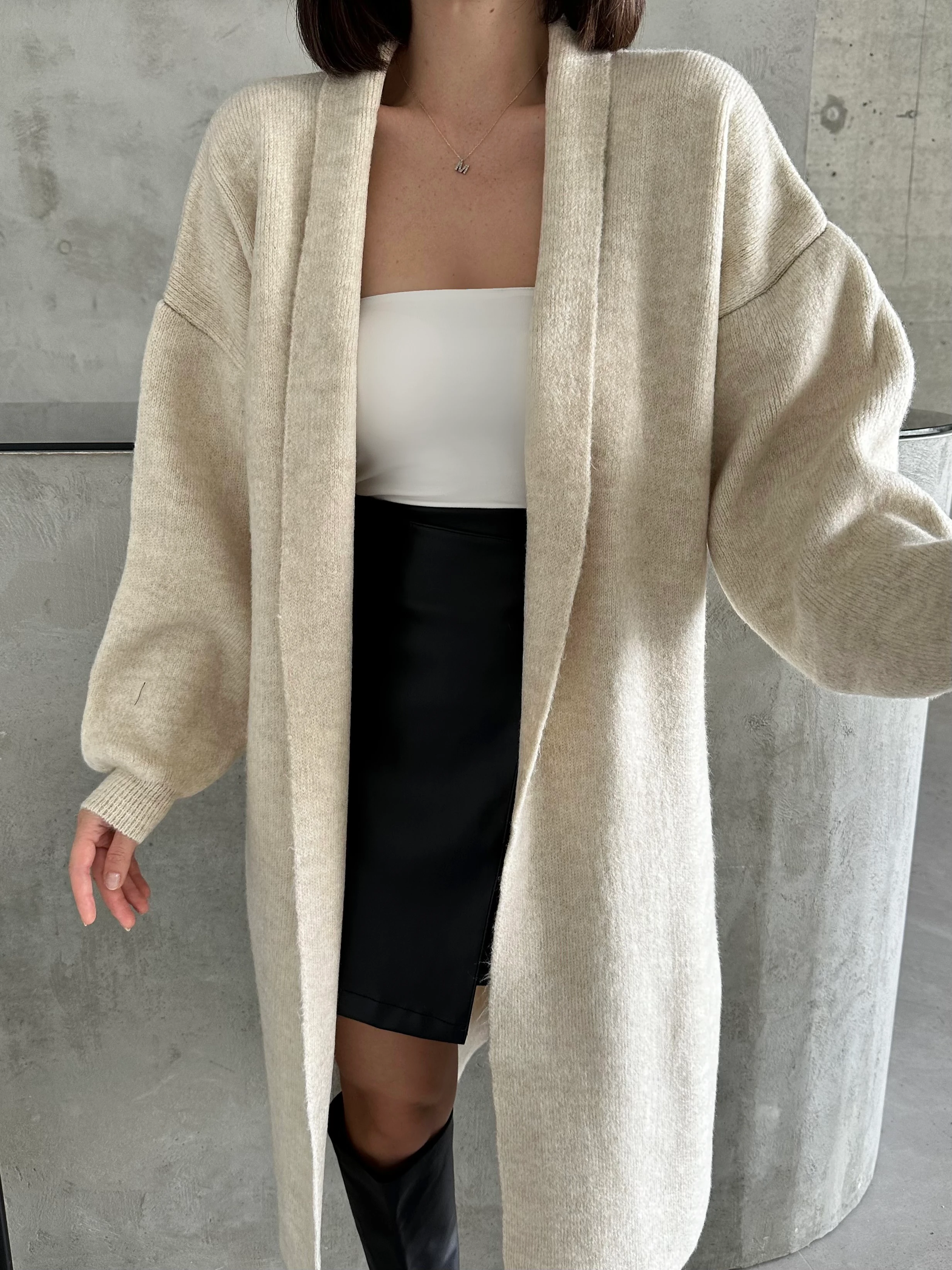 KALIN YIKAMALI  HIRKA