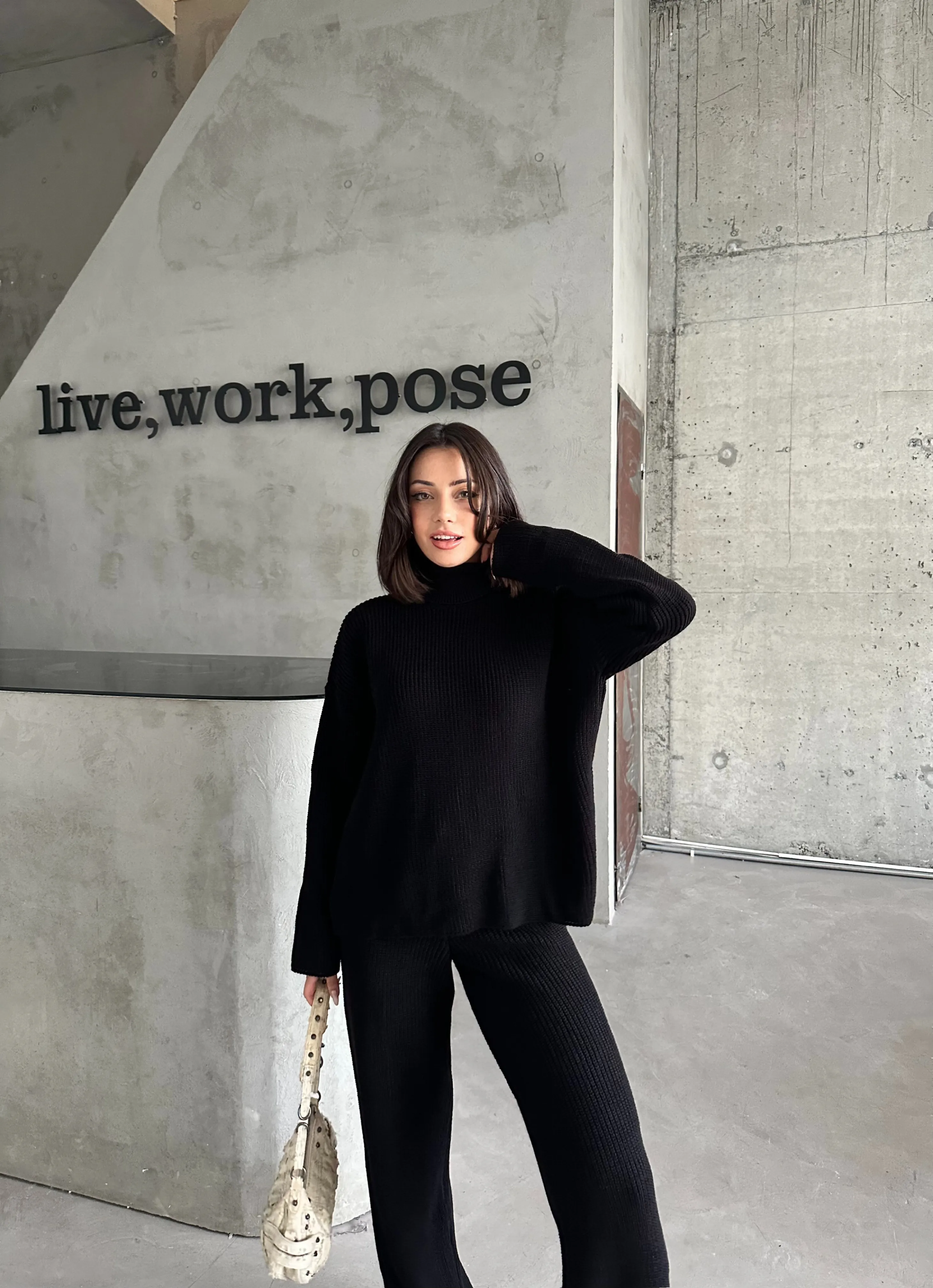 SELANİK ÖRGÜ TAKIM