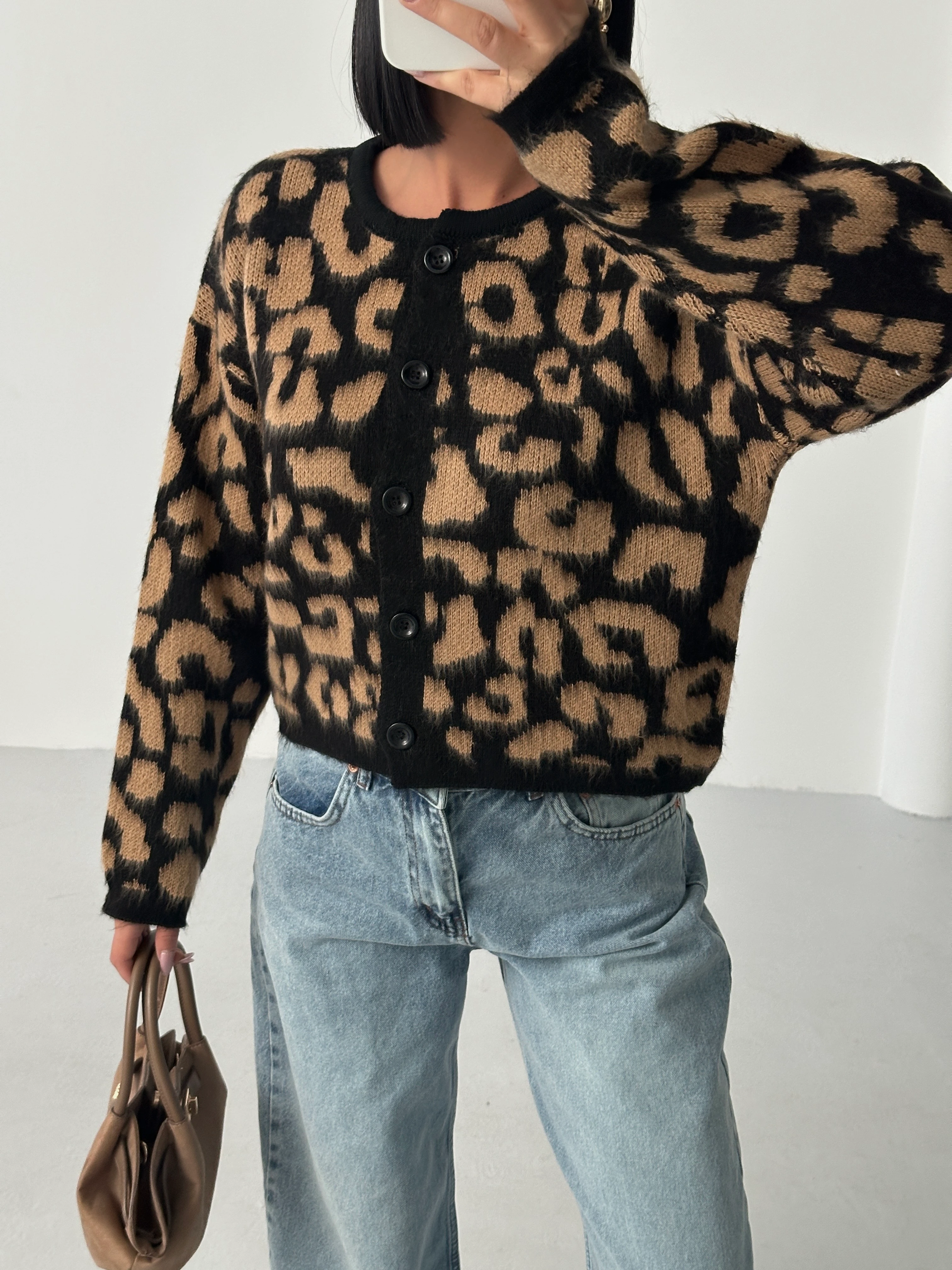 İNTERSİYE DESENLİ HIRKA