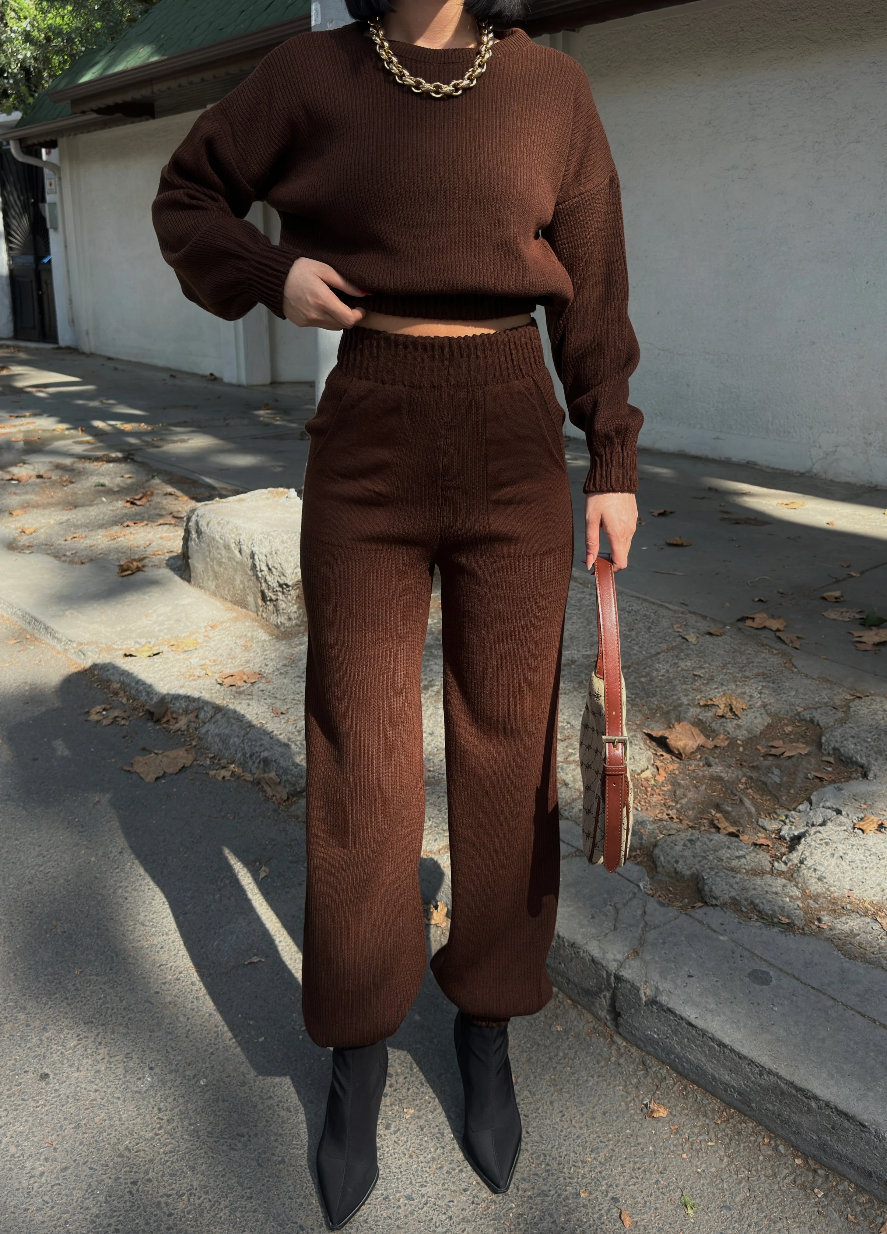 ALTI ÜSTÜ GİPELİ TAKIM