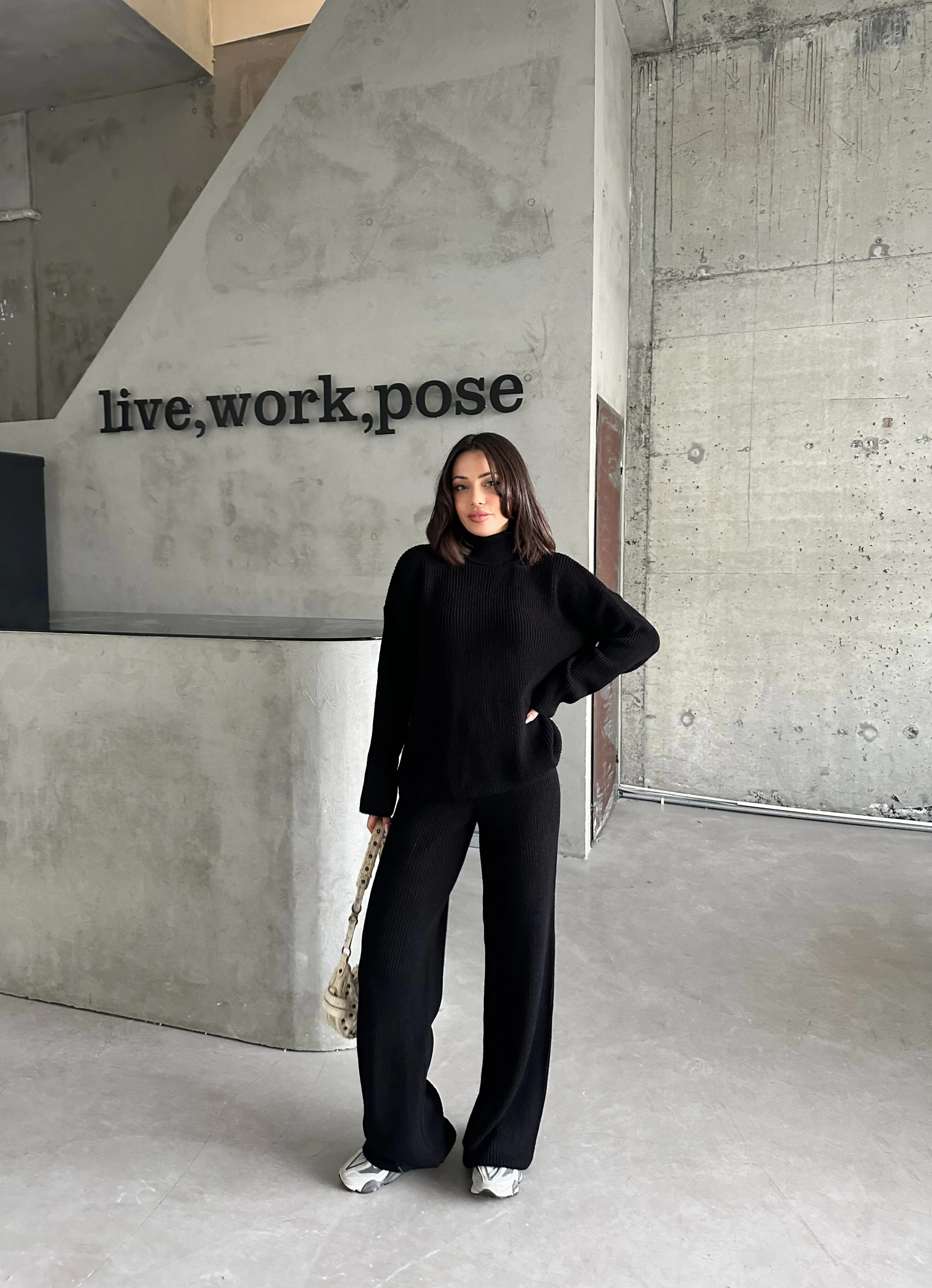 SELANİK ÖRGÜ TAKIM