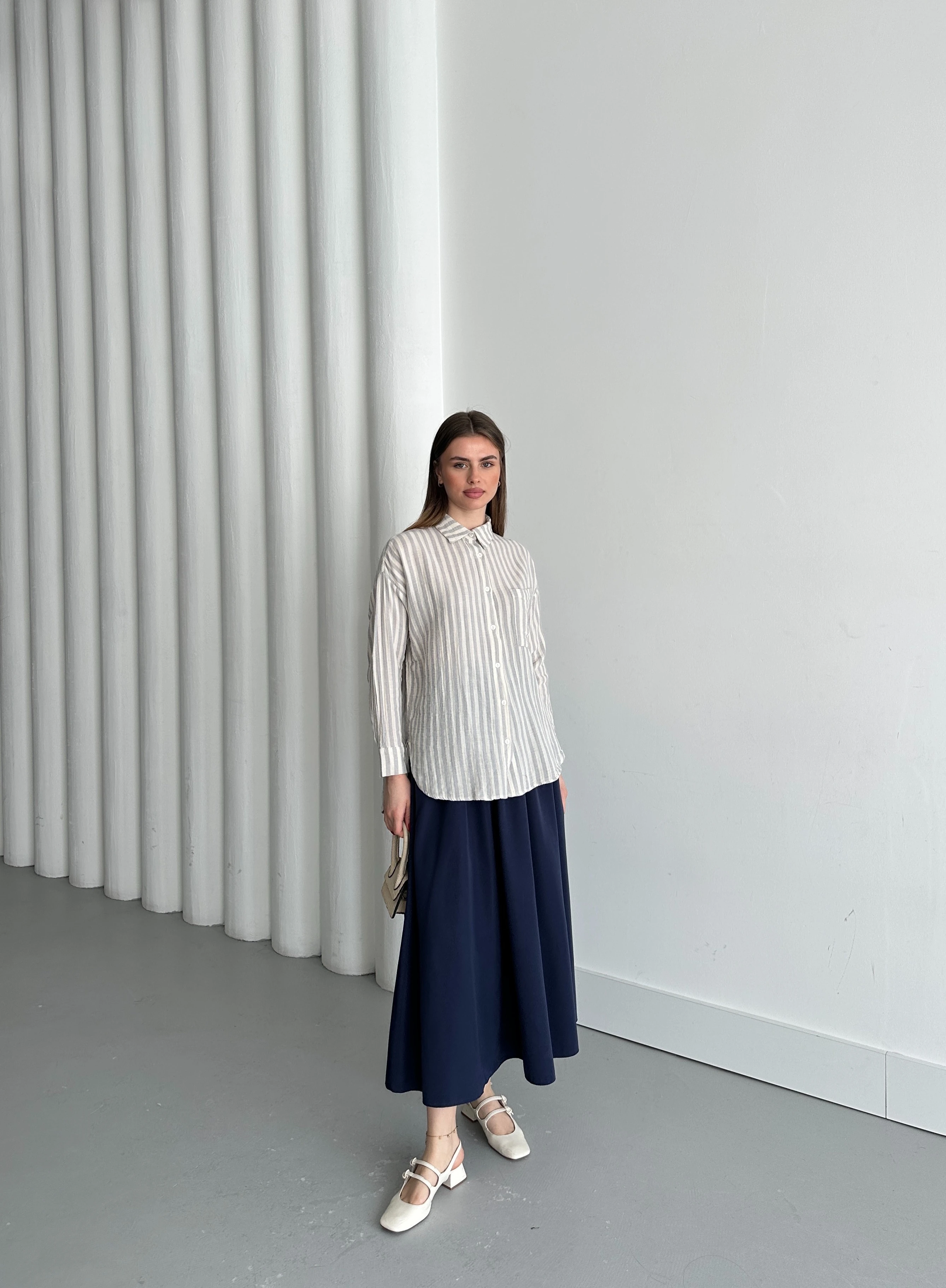 GENİŞ ÇİZGİLİ MÜSLİN GÖMLEK