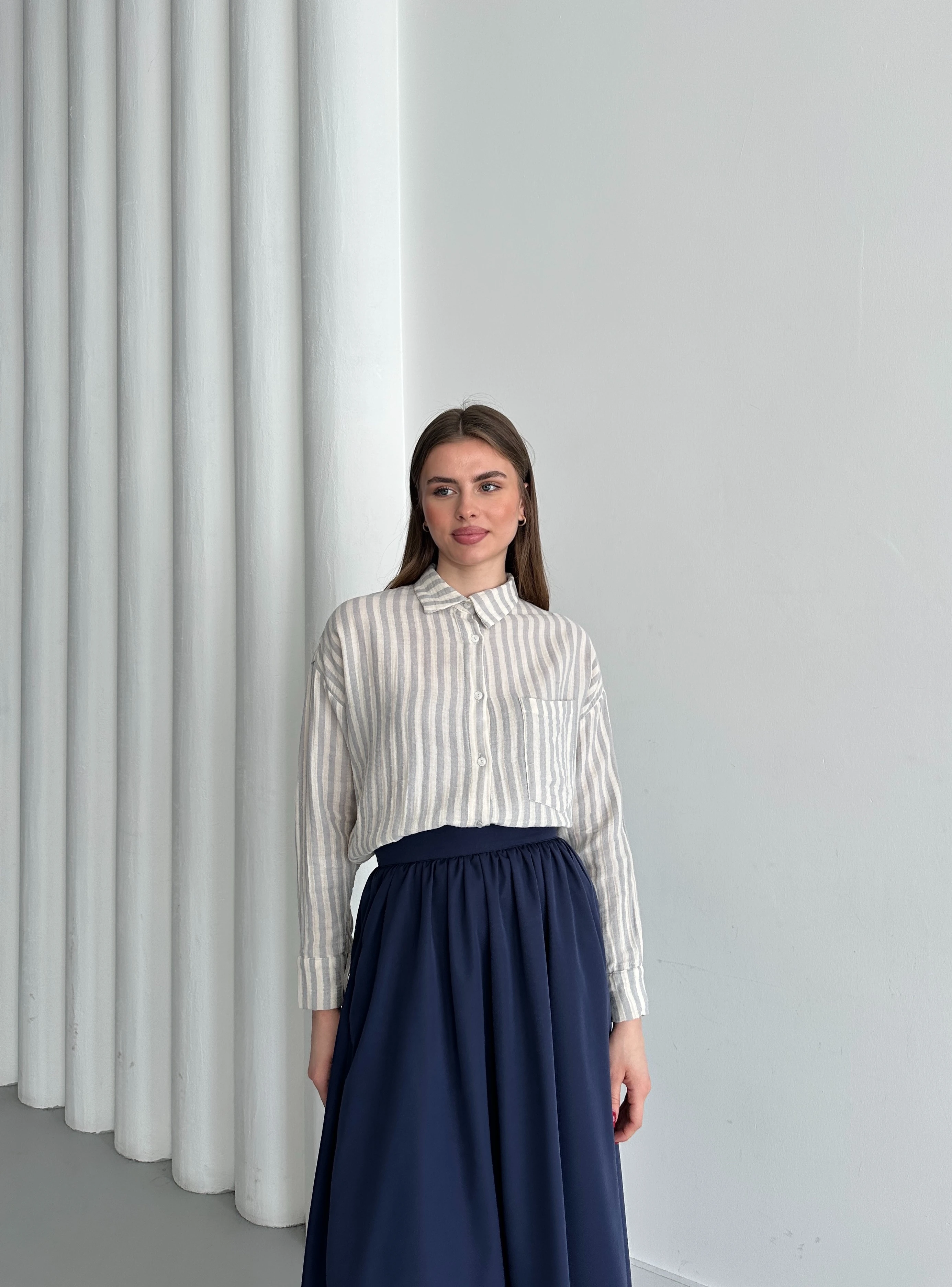 GENİŞ ÇİZGİLİ MÜSLİN GÖMLEK