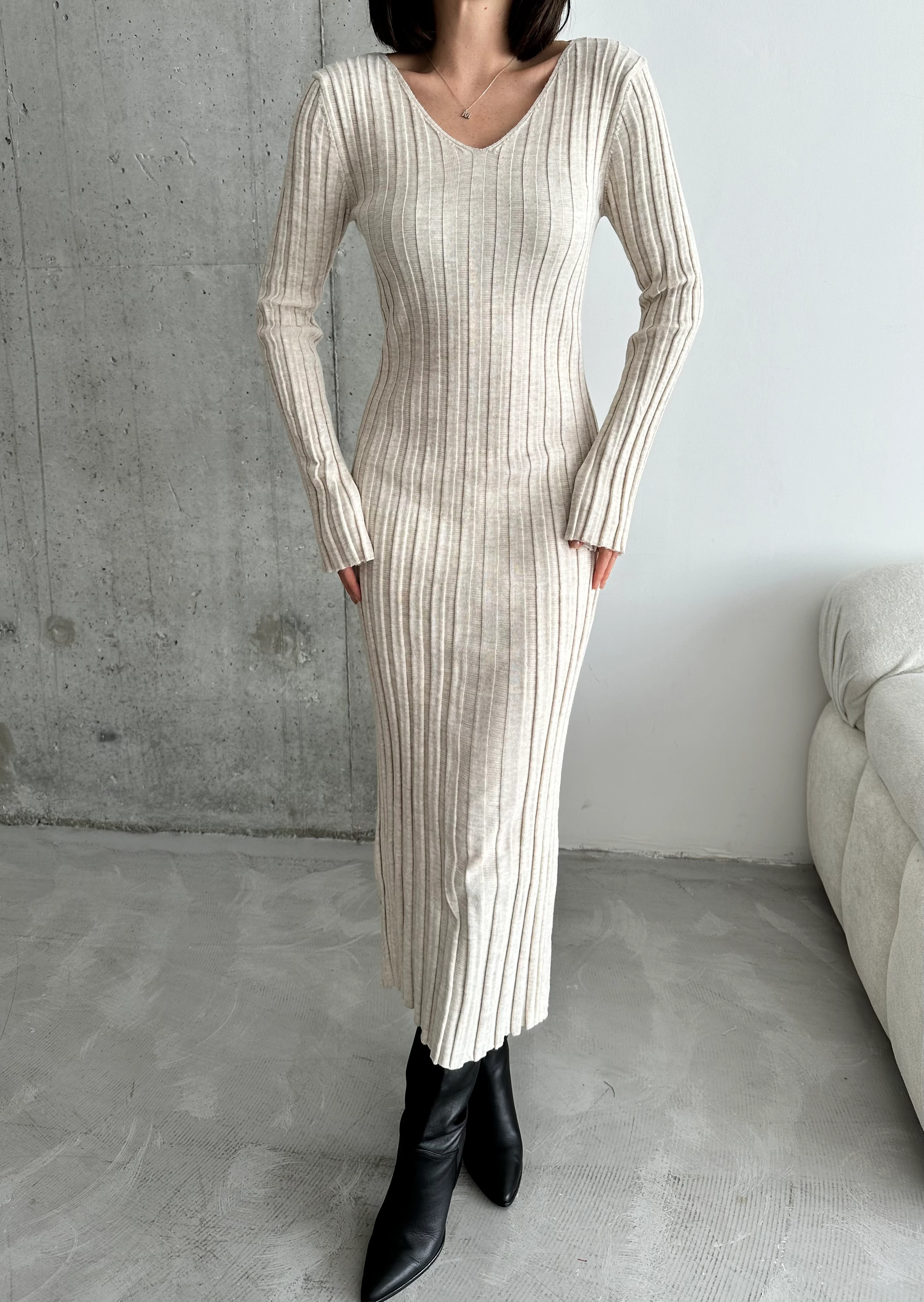 BAYILAN FİTİLLİ ELBİSE