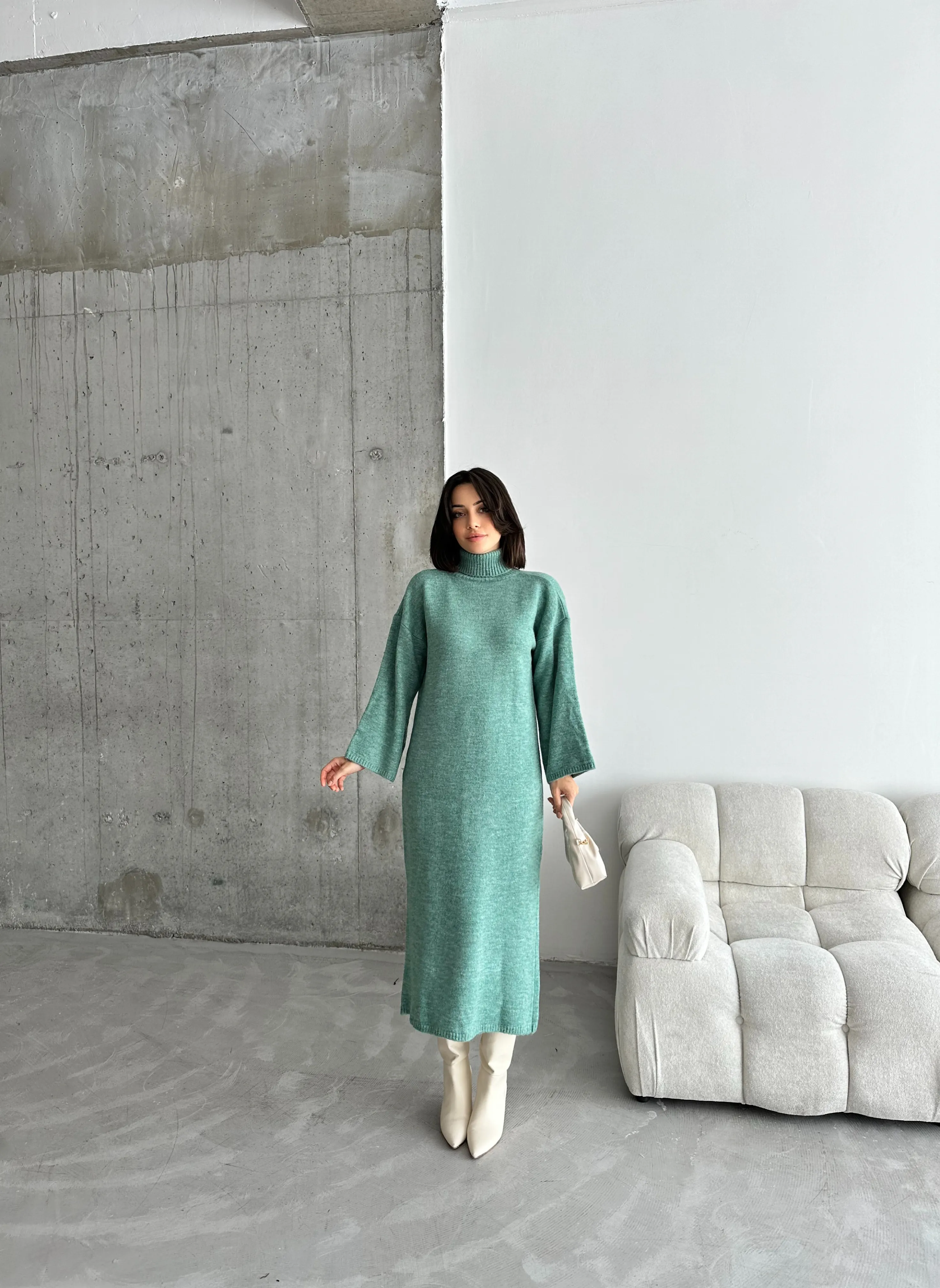 ŞARDONLU BALIKÇI YAKA ELBİSE