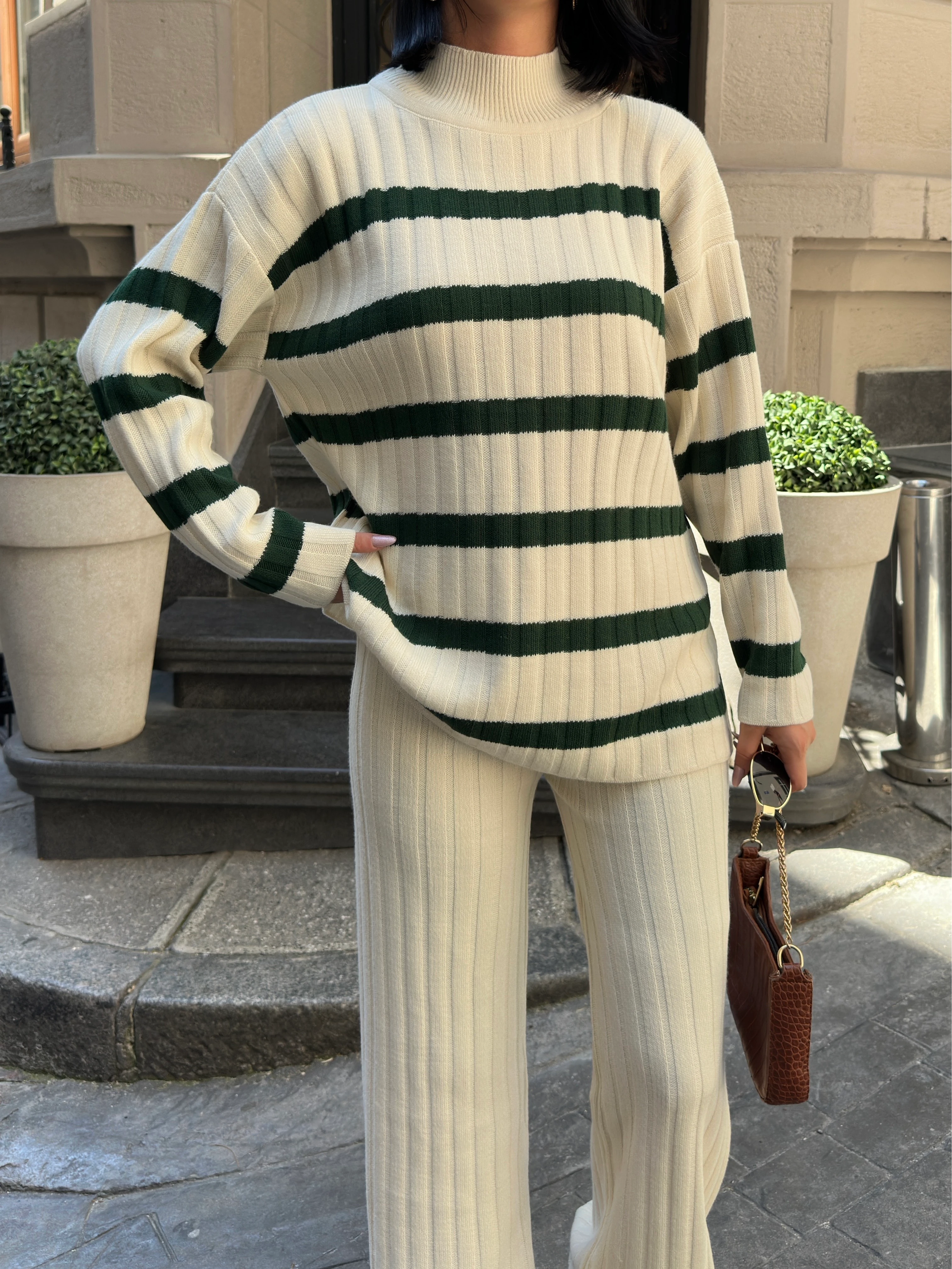 ÇİZGİLİ SADE TAKIM - Zümrüt Yeşili