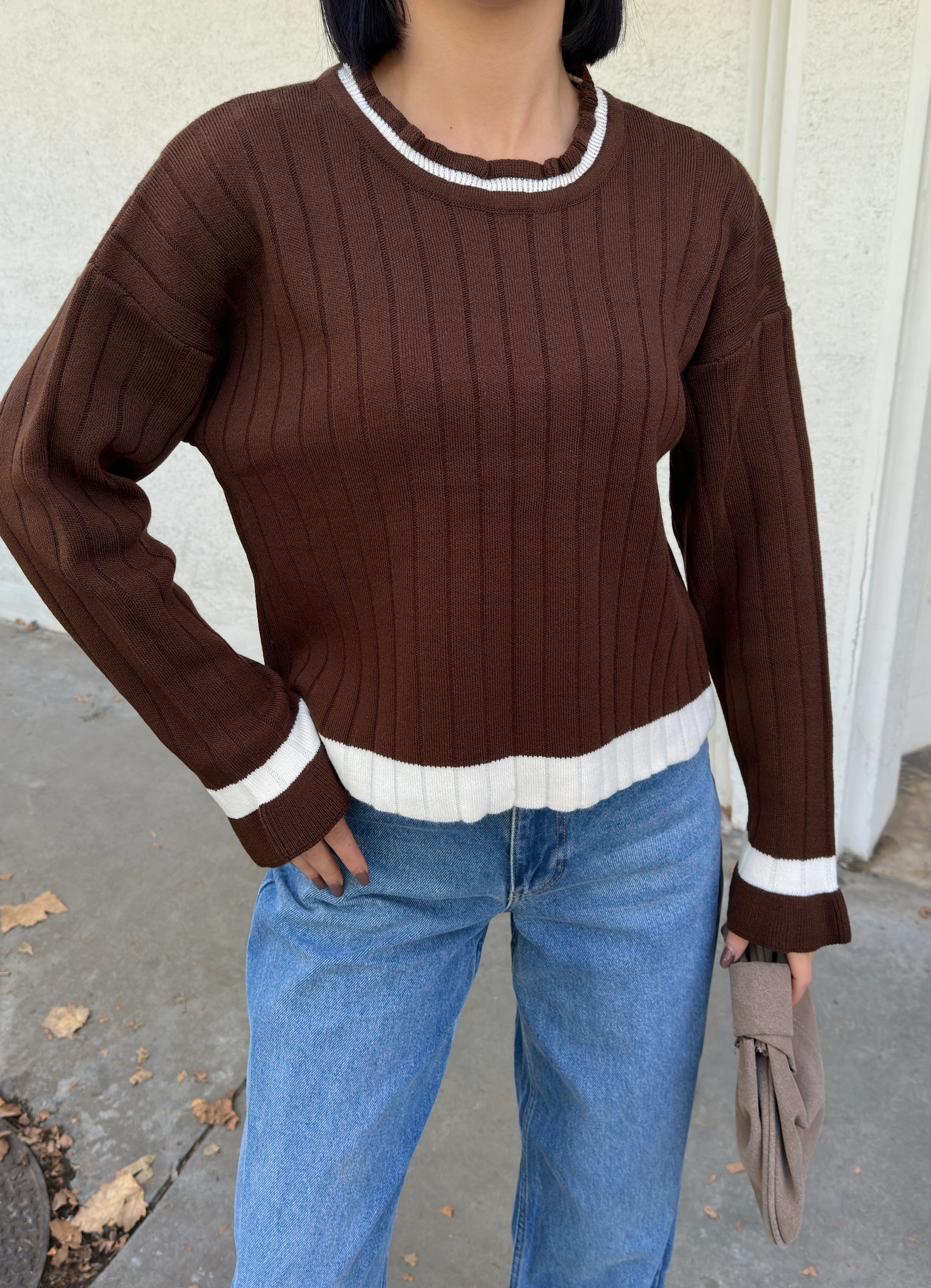 YAKA VE MANŞETİ FIRFIRLI KAZAK - Kahve