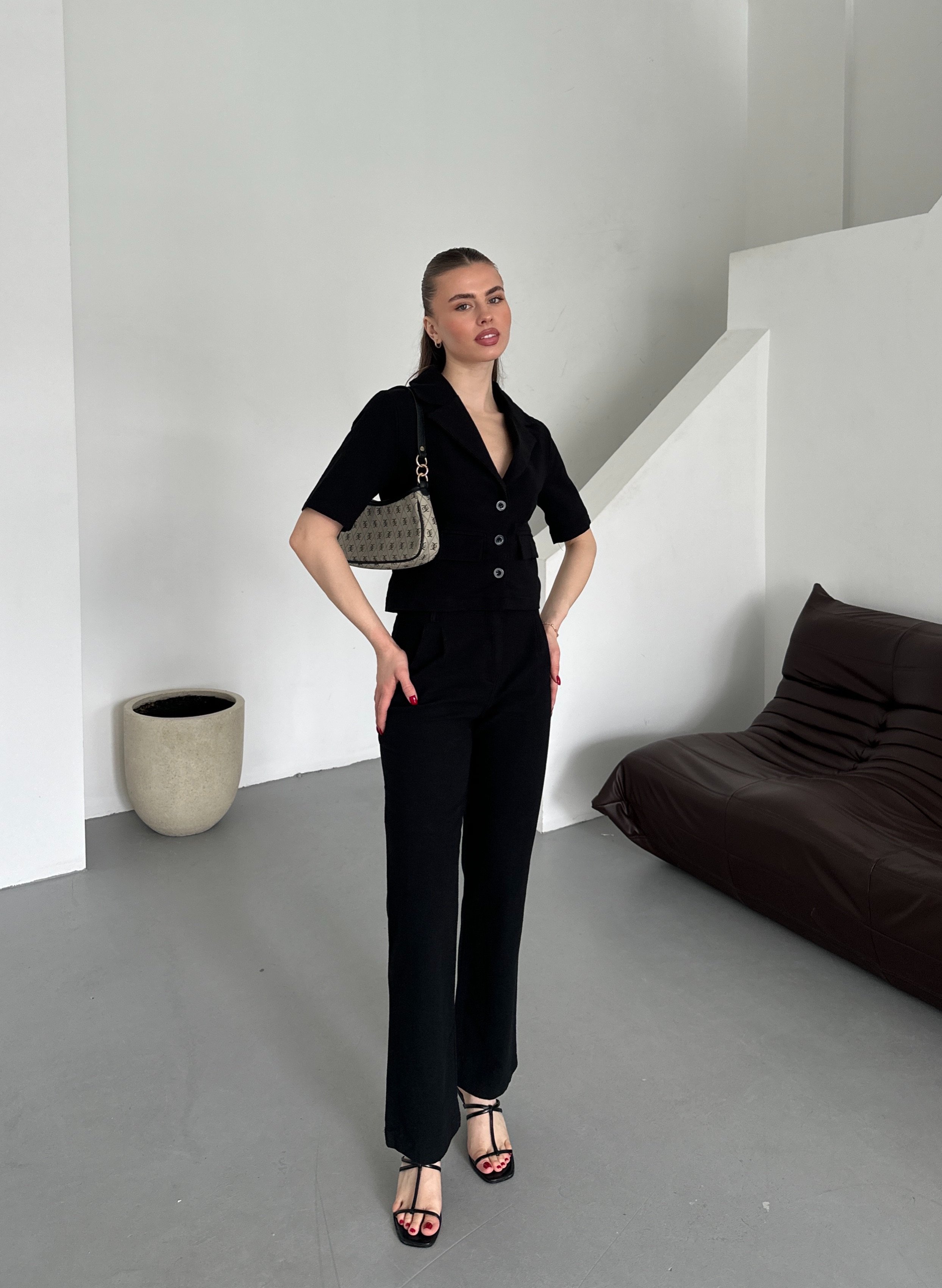 YARIM KOLLU CEKETLİ TAKIM