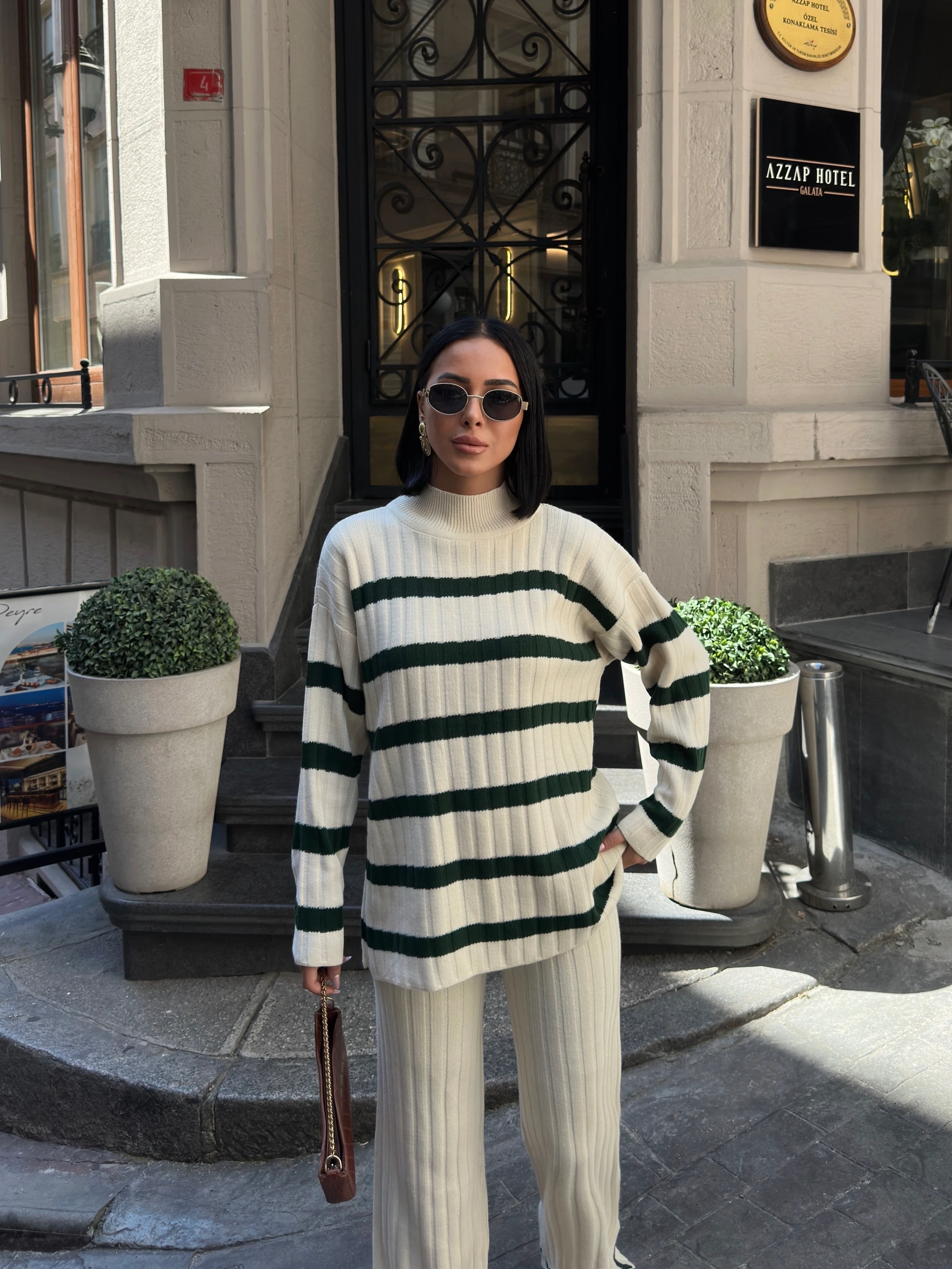 ÇİZGİLİ SADE TAKIM - Zümrüt Yeşili