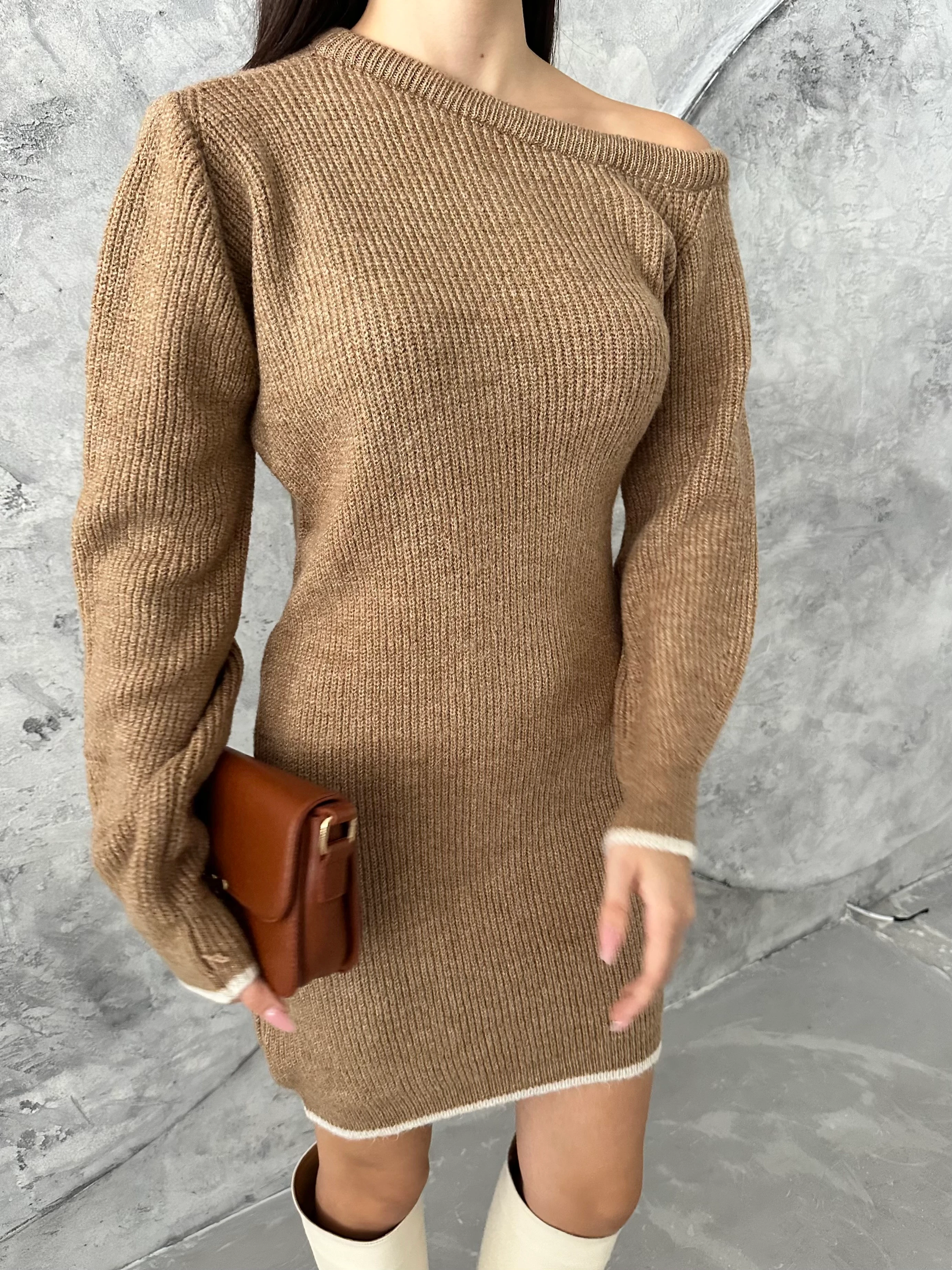 YARIM AY ŞARDONLU ELBİSE - Karamel