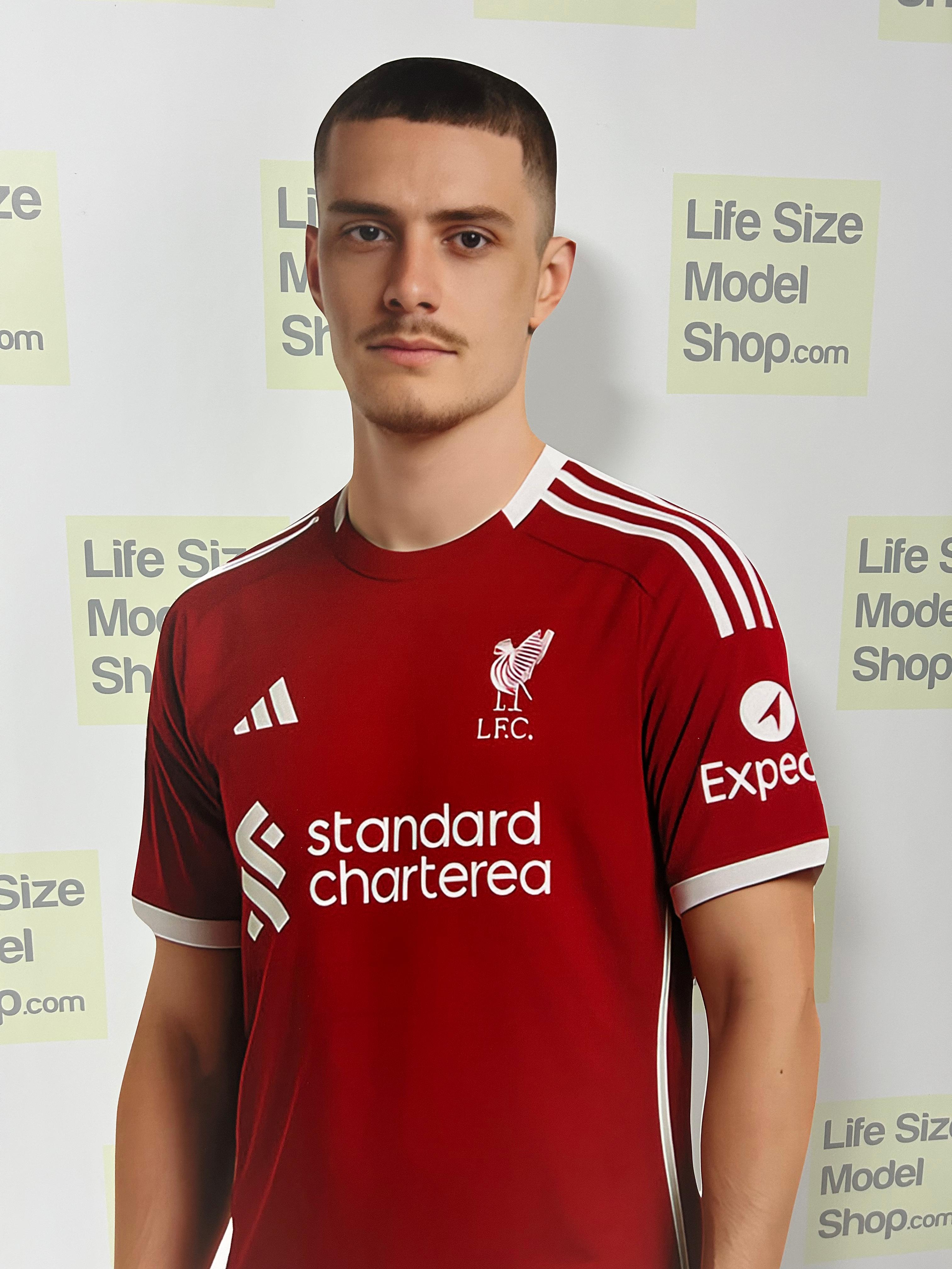 Florian Wirtz, figurine en carton grandeur nature, figurine en plastique, Liverpool