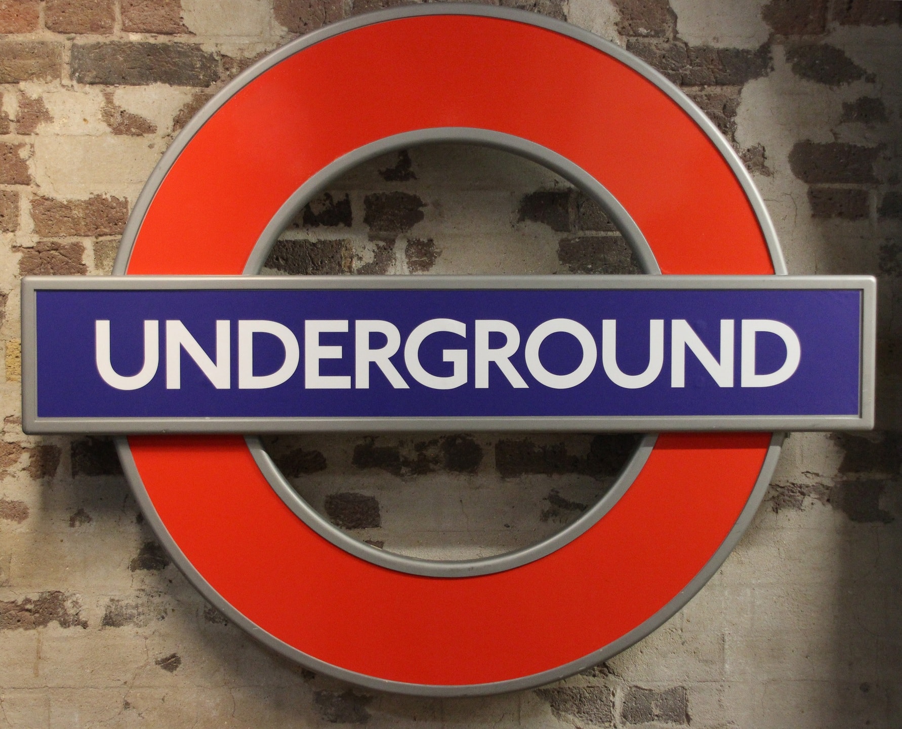 London Underground's iconic "UNDERGROUND" Logo 5mm PVC Plastic Cutout Decor UNDERGROUND Decor Sign