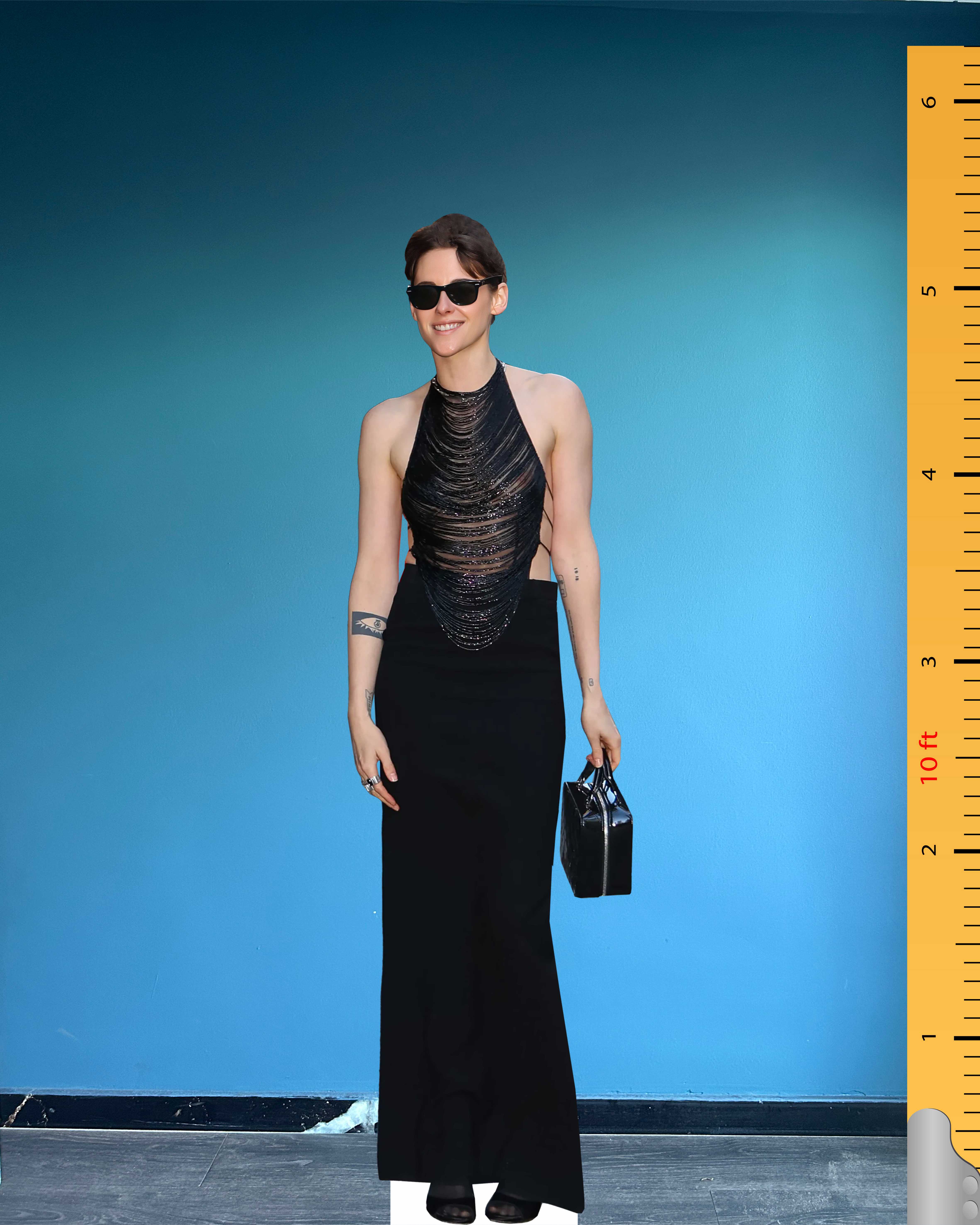 Kristen Stewart Life Size Cardboard Cutout Model Plastic Standee Celebrity Cutouts Mônot Pre-fall 2024
