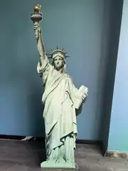 Statue