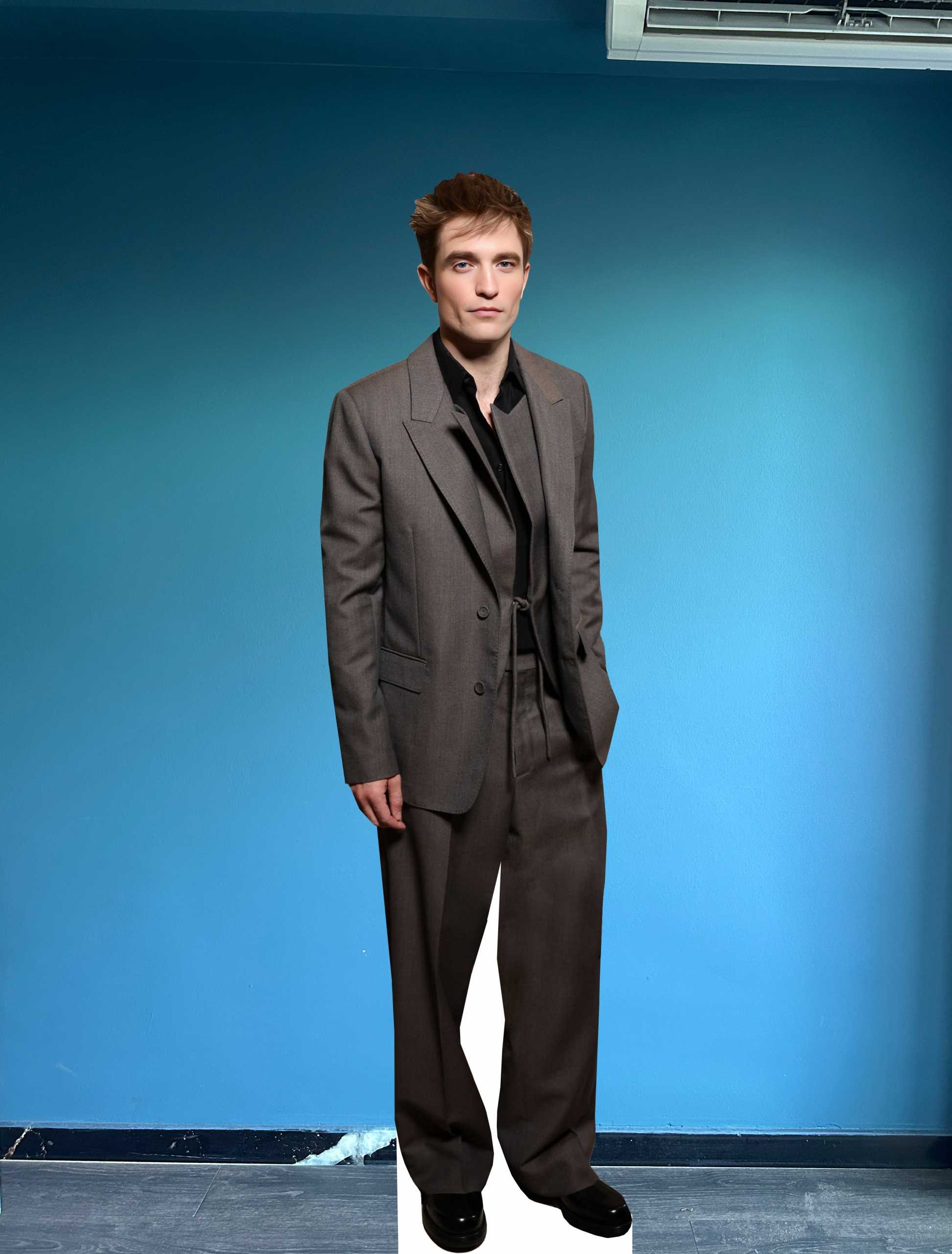 Robert Pattinson, modèle en carton découpé, Douglas Thomas, maquette grandeur nature