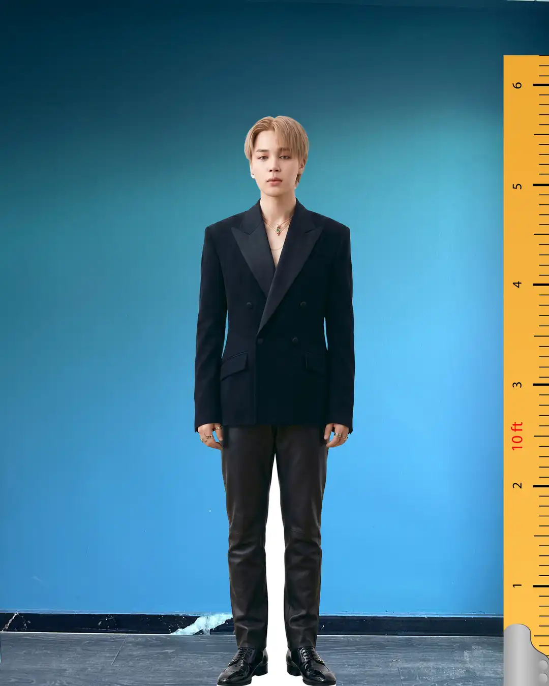 BTS jimin ジミン　キャンパスフォト　20×30cm Jimin Life Size Cardboard Cutout Model | 🇰🇷 South Korean Dancer