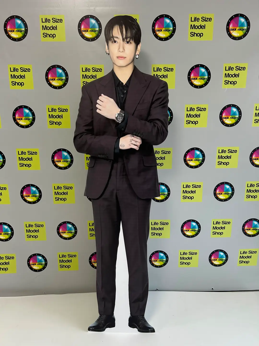 Jungkook BTS Maketi Gerçek Boy – Jeon Jung-kook Özel K-Pop Müzik