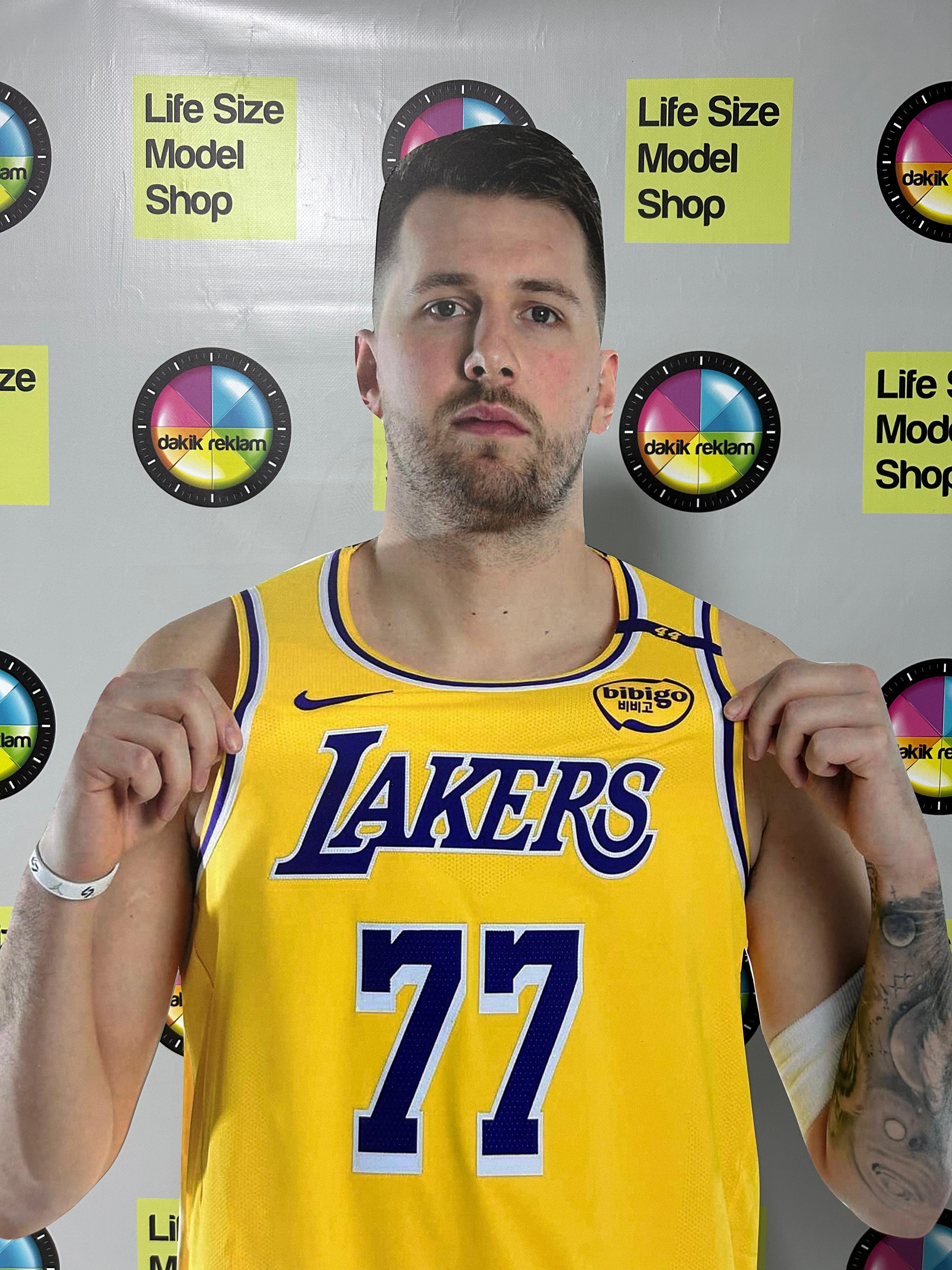 Lakers DONČIĆ ルカドンチッチ ユニフォーム Mサイズ Luka Doncic Life size Cardboard Cutout Model – Special Edition