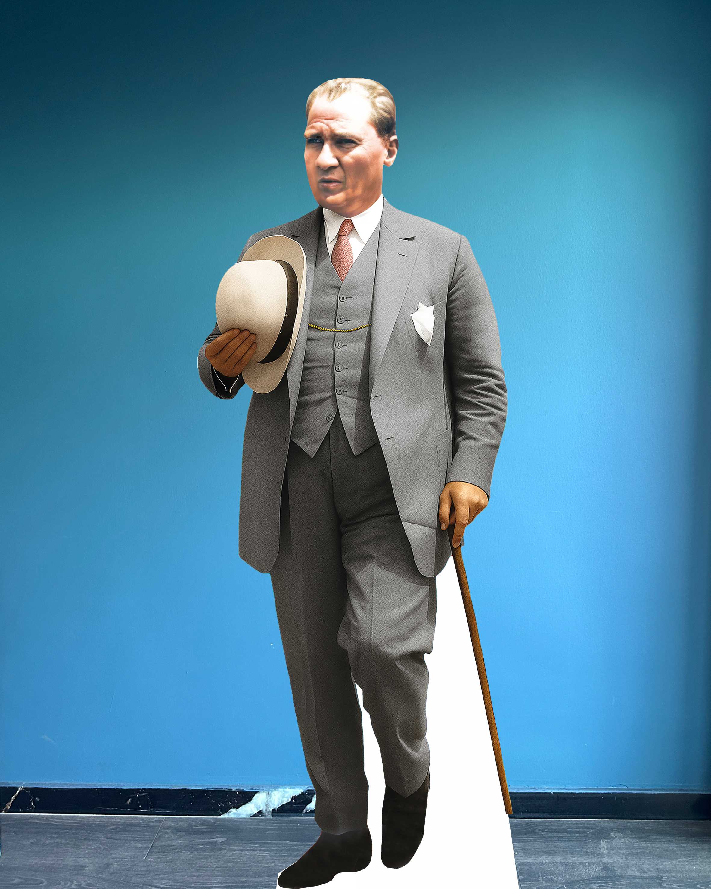 Bastonlu Atatürk Maketi Takım Elbiseli Atatürk Maket Tam Boy Maket Ayaklı