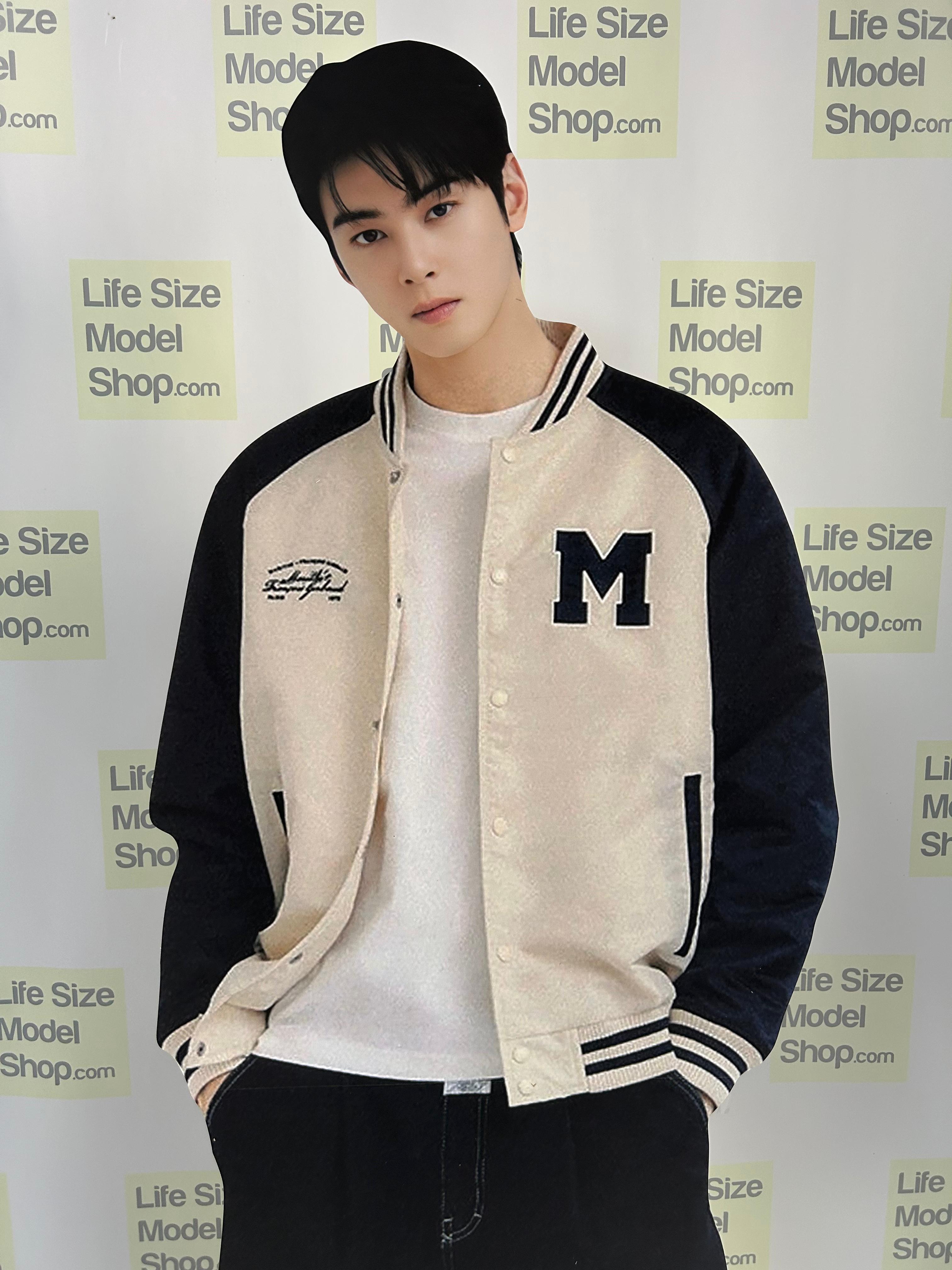 Cha Eun-woo Kartonnen Uitknipmodel Levensgrote Plastic Standee Astro Lee Dong-min