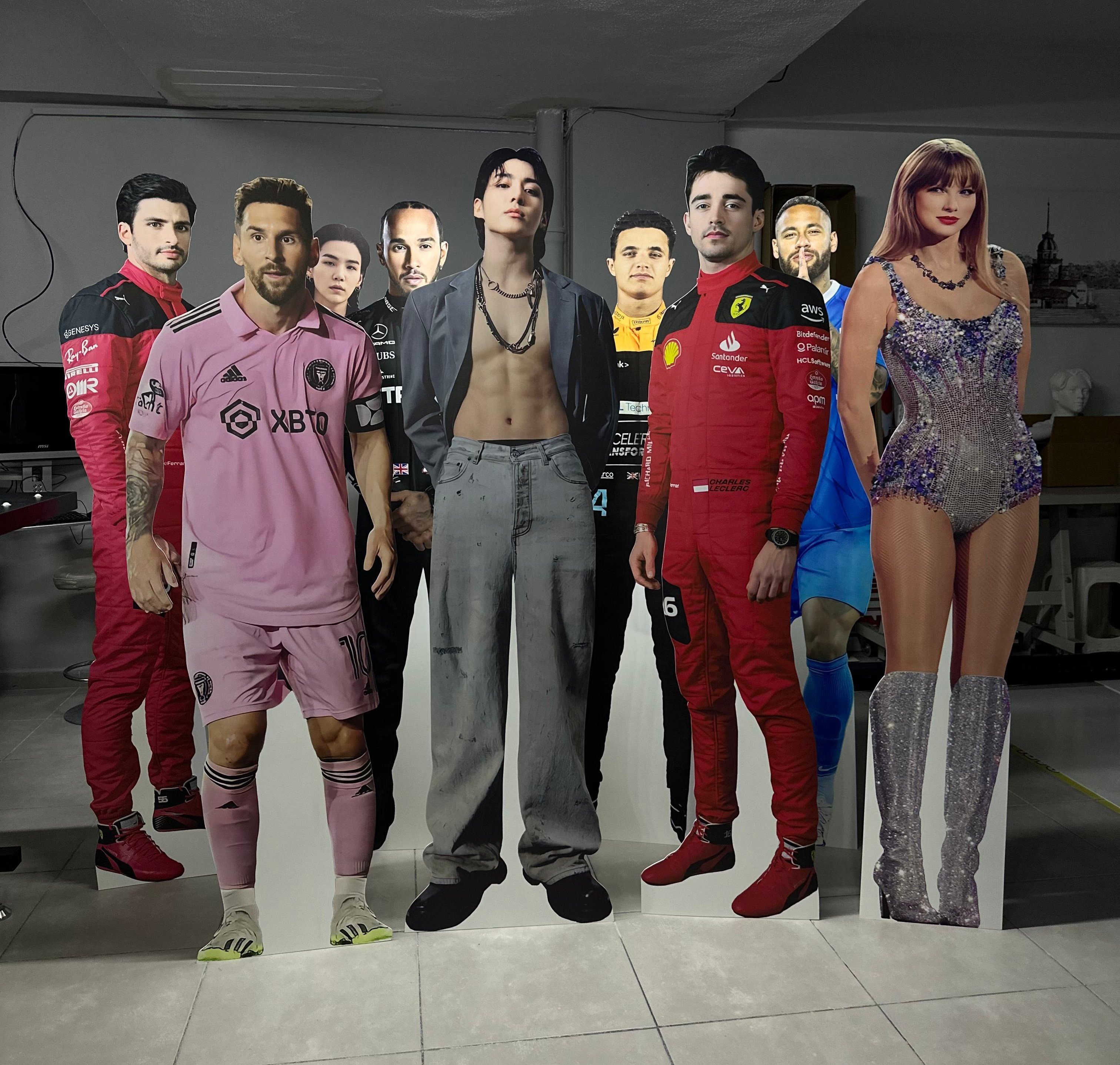 Lewis Hamilton Cardboard Cutout Model Red Uniform Pilot Lewis Life Size Model