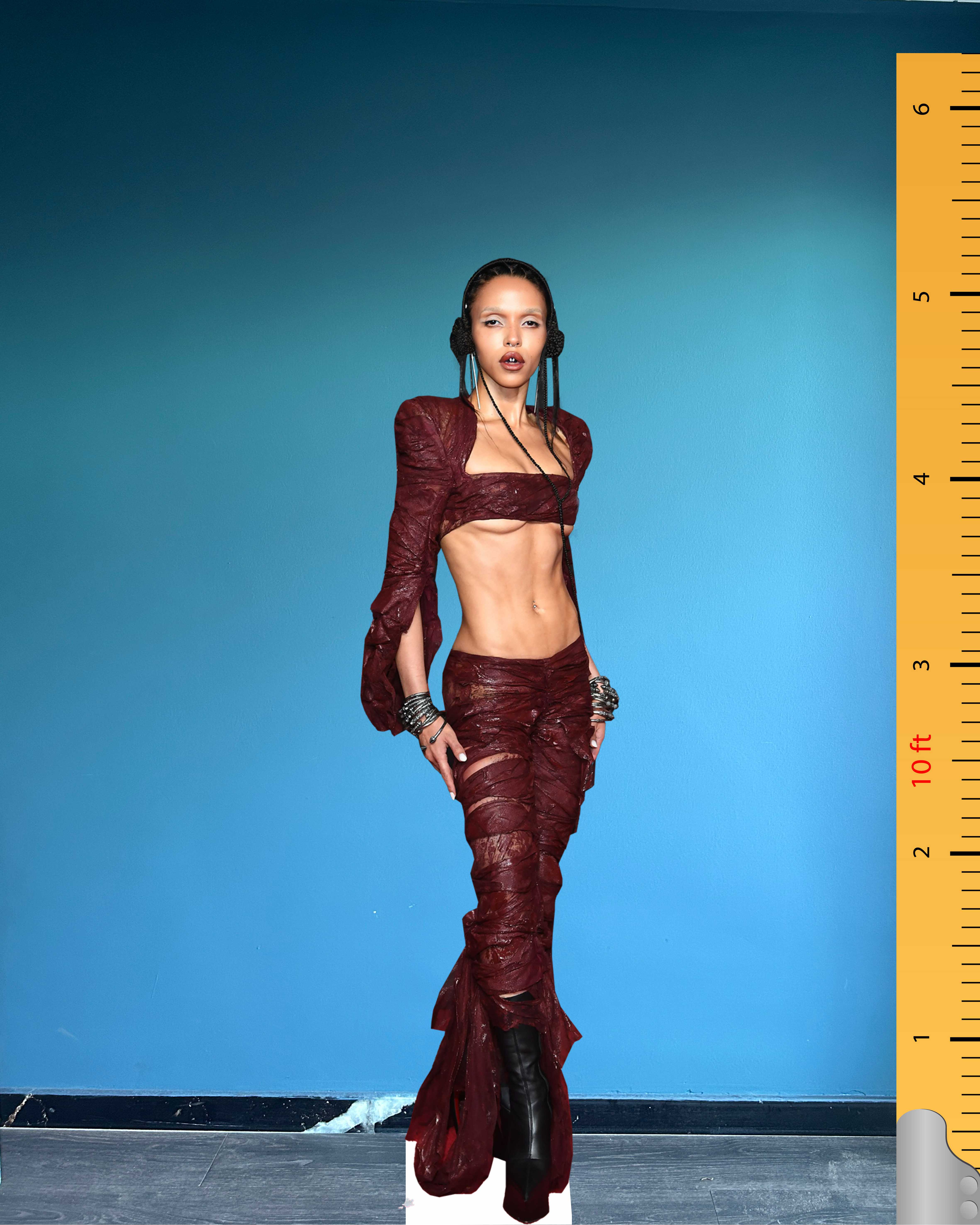 🎭 Kartonowa figura FKA Twigs w naturalnej wielkości – Edycja Czerwonego Dywanu MTV Video Music Awards 2025