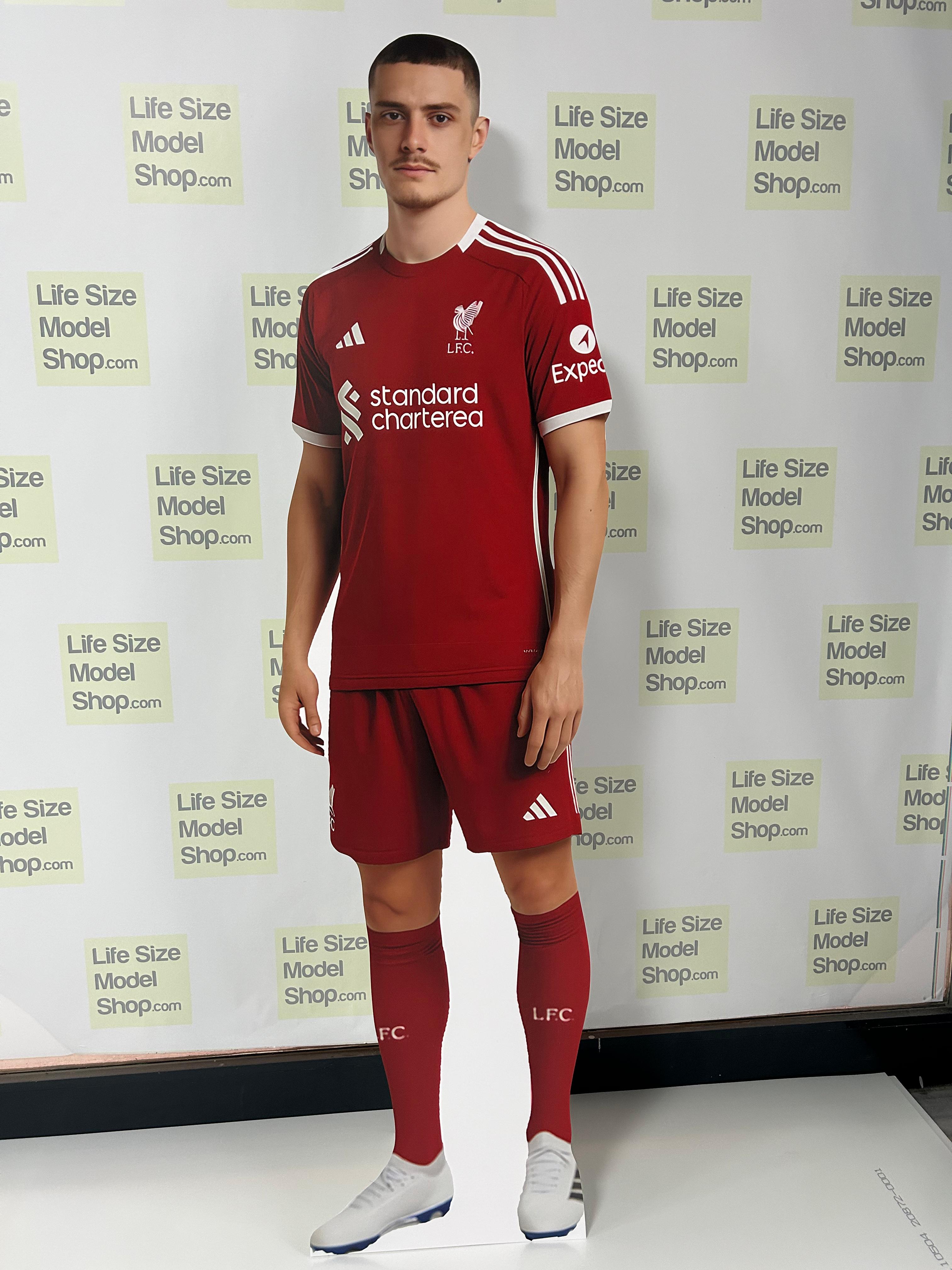 Florian Wirtz, figurine en carton grandeur nature, figurine en plastique, Liverpool