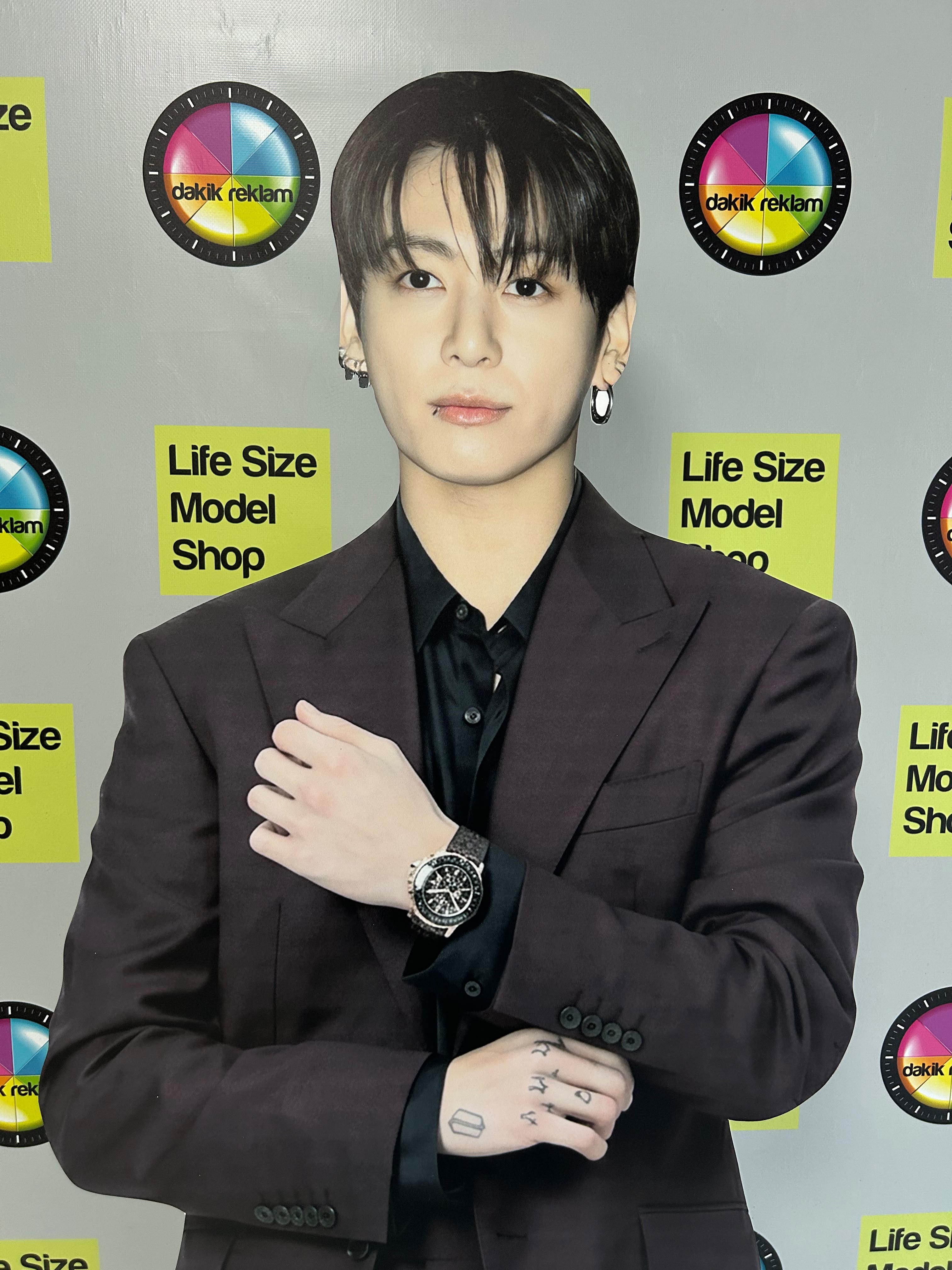 Jungkook BTS Maketi Gerçek Boy – Jeon Jung-kook Özel K-Pop Müzik