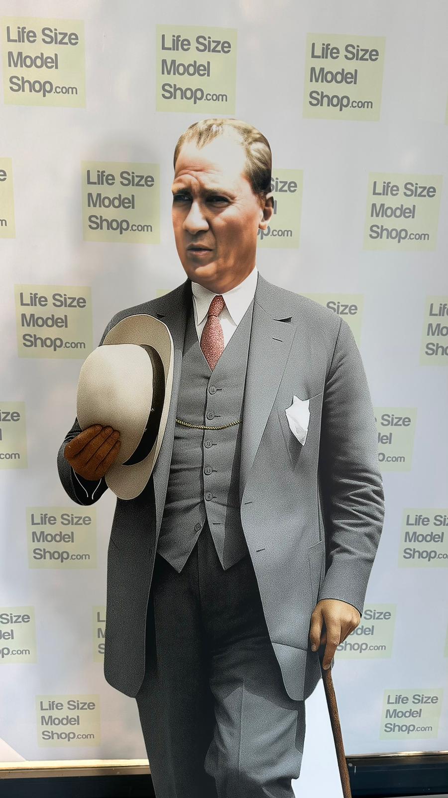 Bastonlu Atatürk Maketi Takım Elbiseli Atatürk Maket Tam Boy Maket Ayaklı