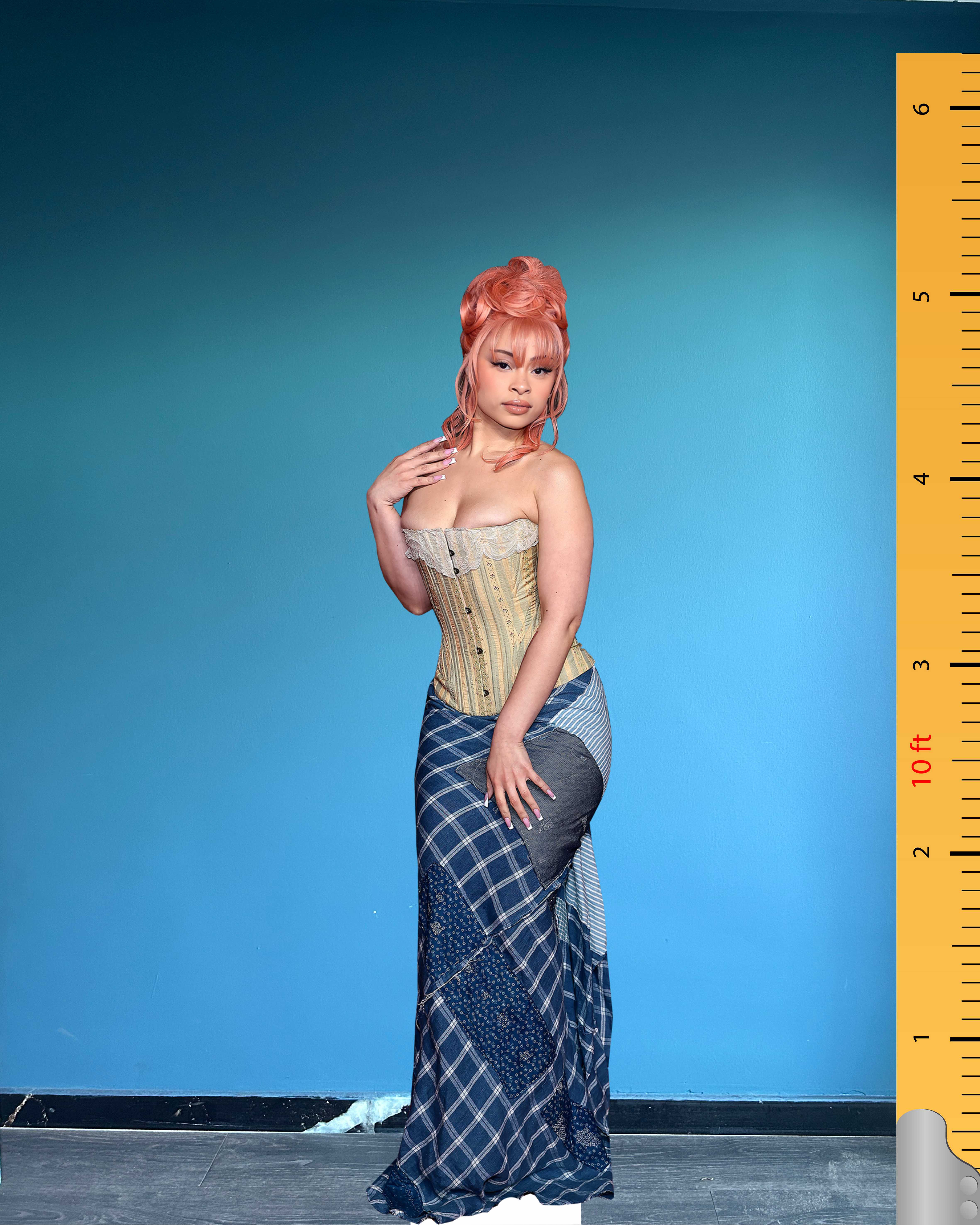 🔥 Kartonowa figura Ice Spice w naturalnej wielkości – Edycja Czerwonego Dywanu MTV Video Music Awards 2025