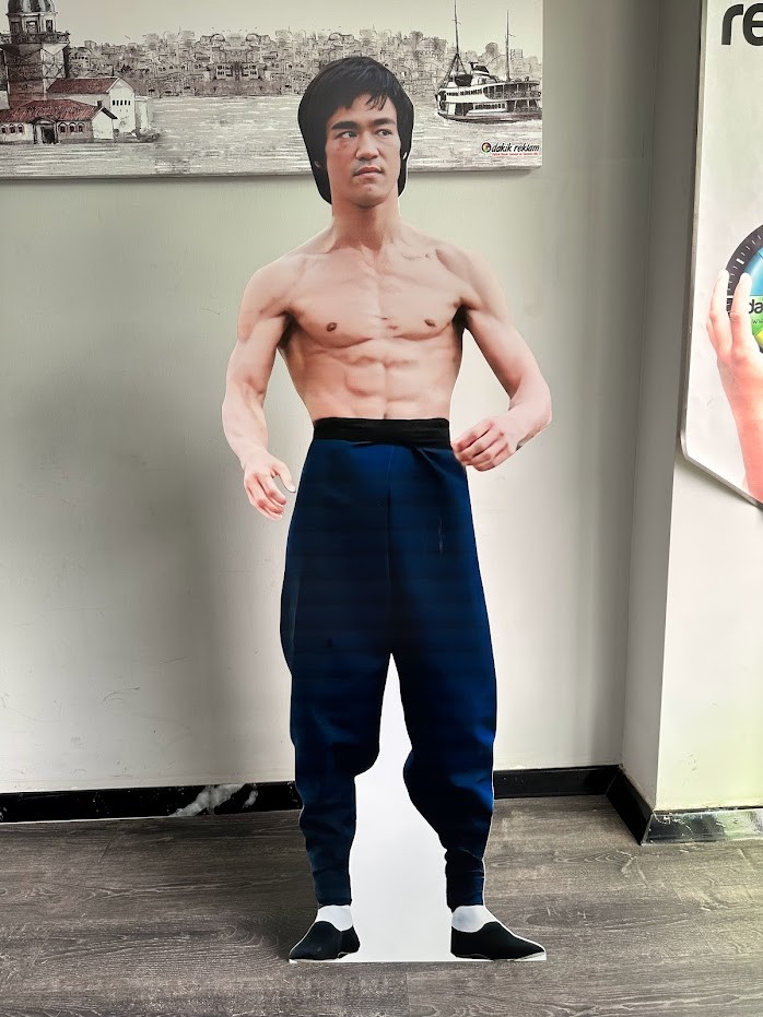 Bruce Lee Maketi Kungfu Ustası Maketi 