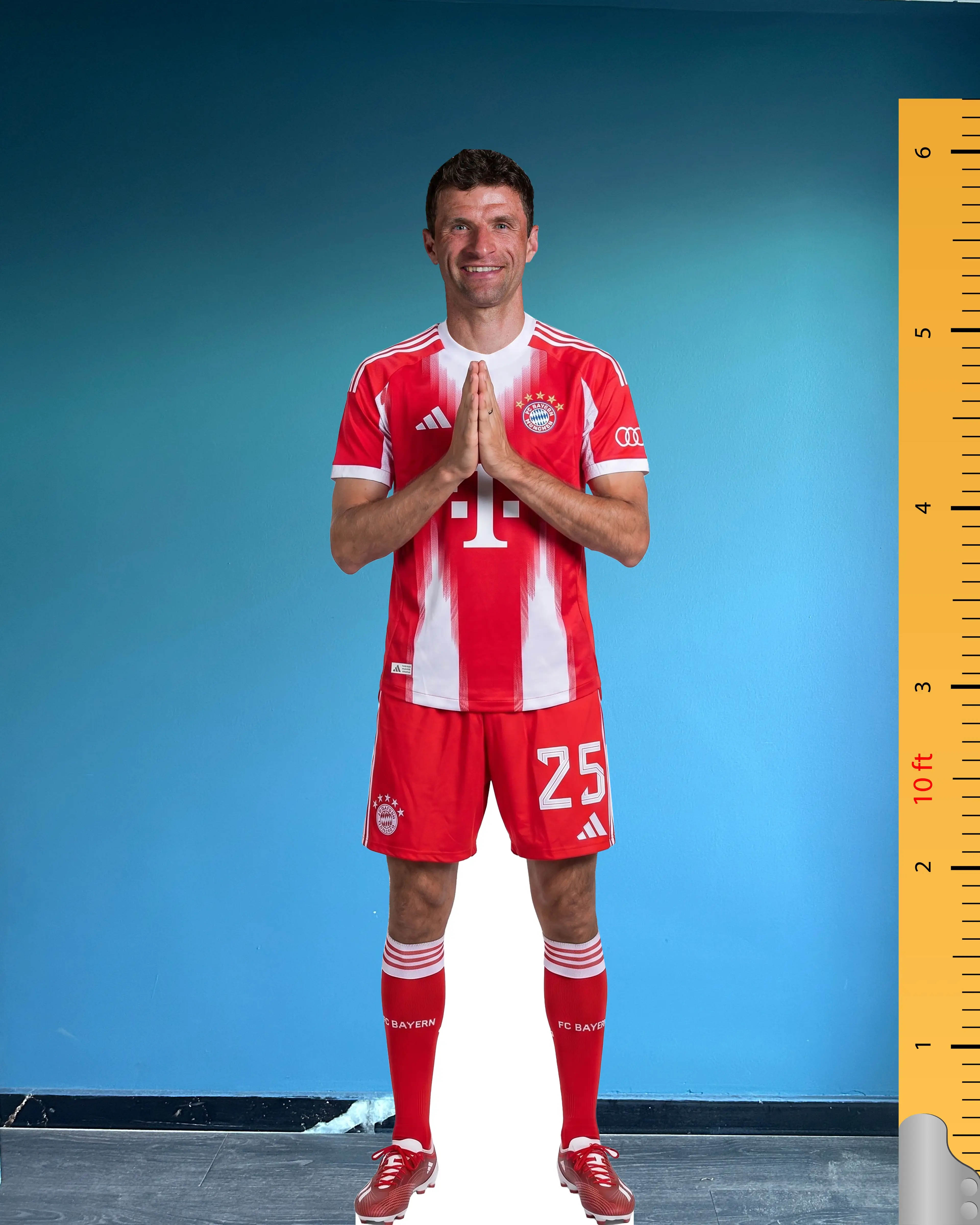 Thomas Müller Maketi Gerçek Boy – FC Bayern Münih #25 Özel Kulüp