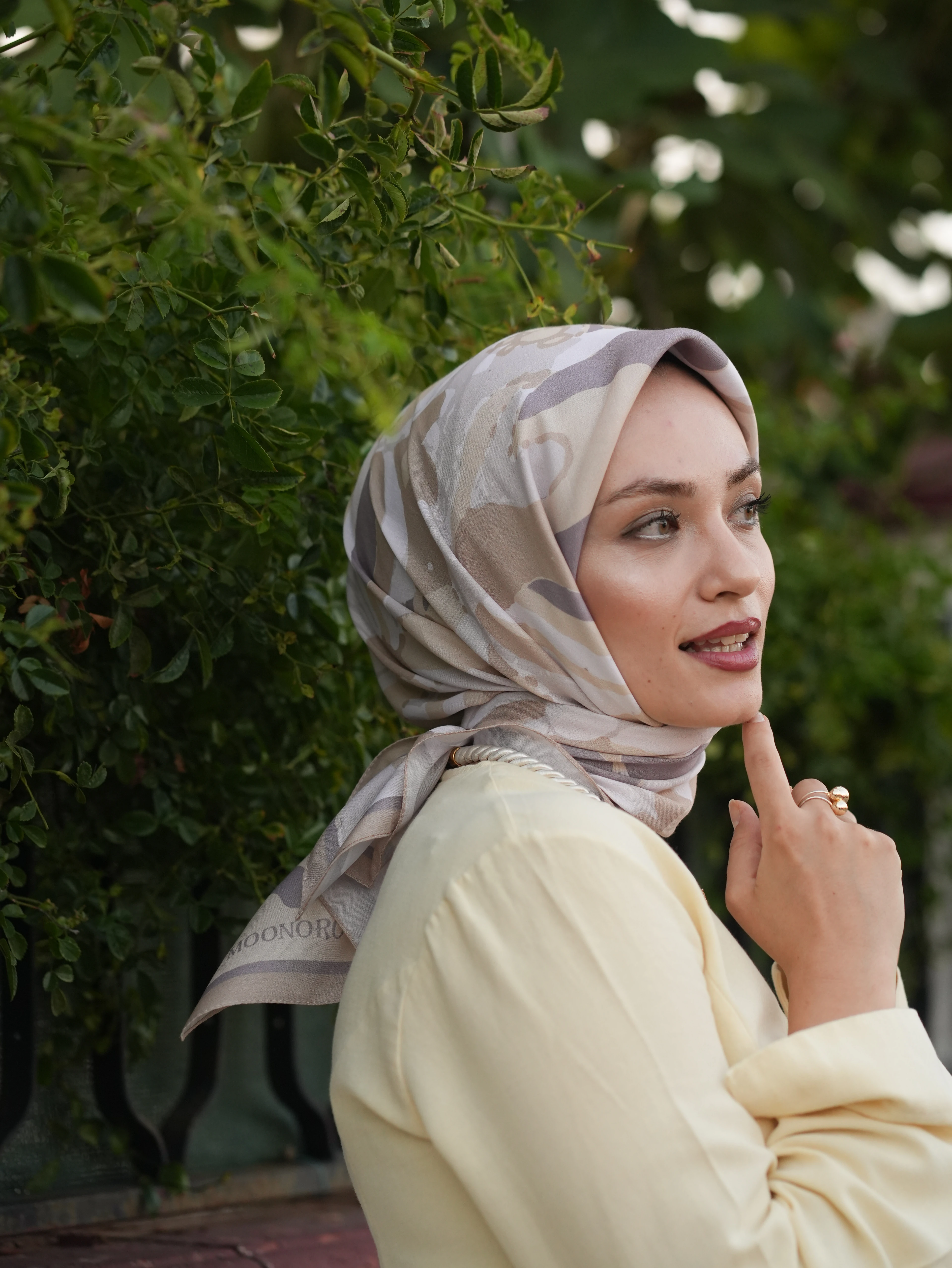 LAVİNYA DESEN SOFT EŞARP