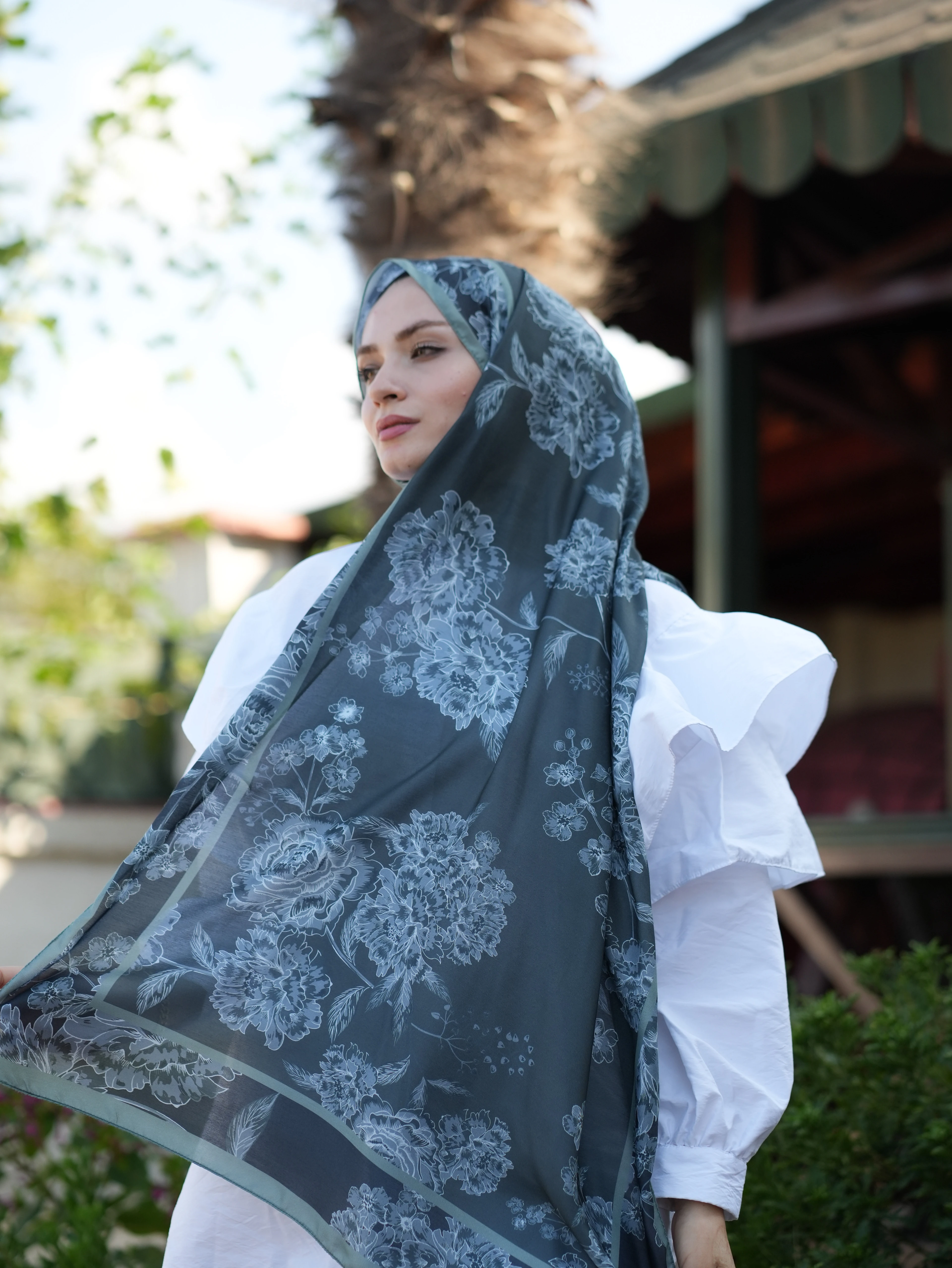 GÜL BAHÇESİ DESEN SOFT ŞAL - ZEYTİN YEŞİLİ image