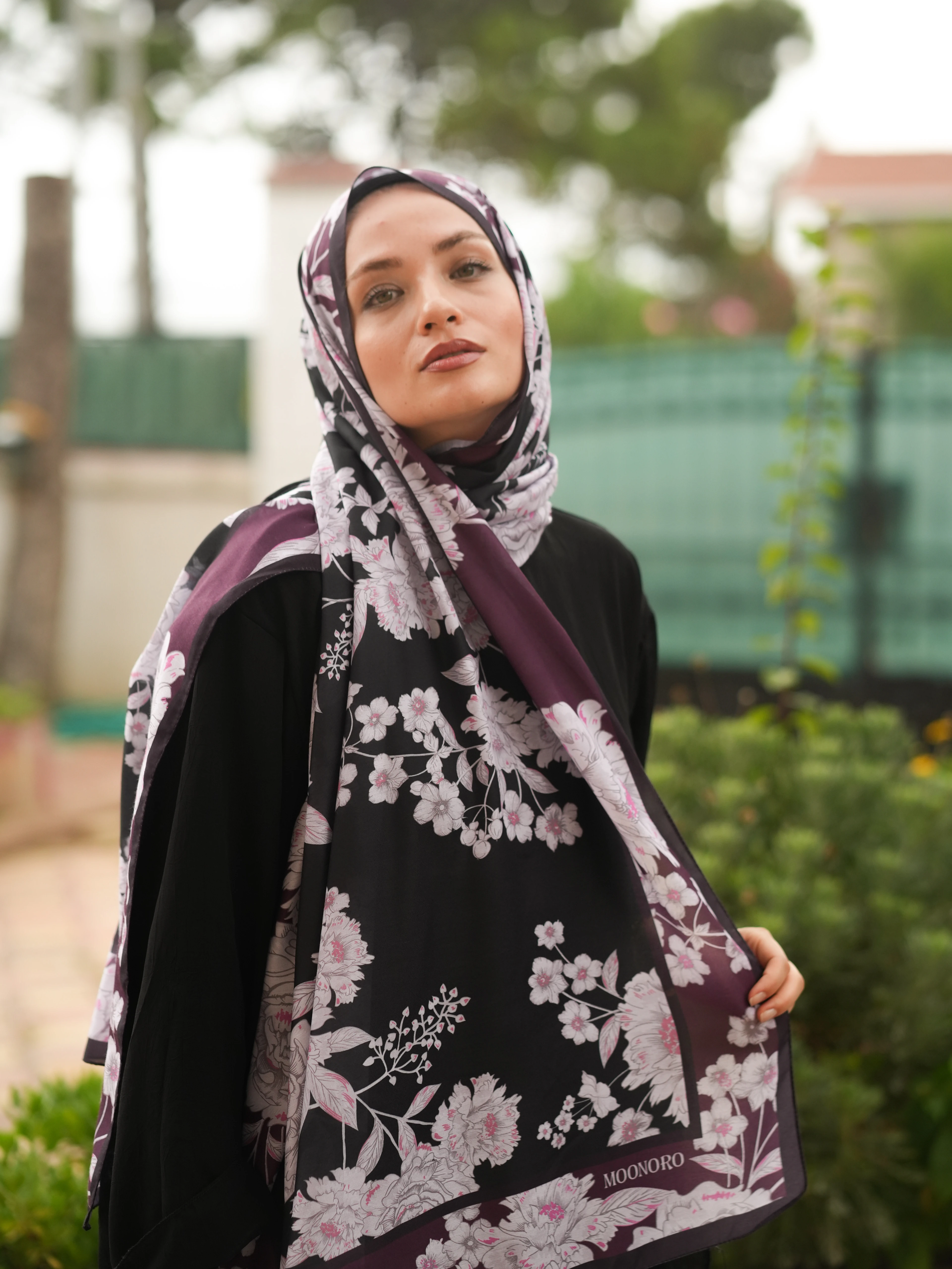 GÜL BAHÇESİ DESEN SOFT ŞAL - SİYAH image